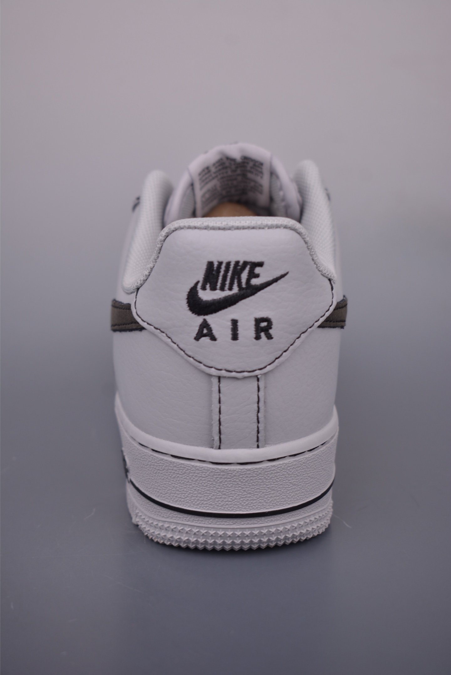 160 Nike Air Force 1 Low HQ2037-004