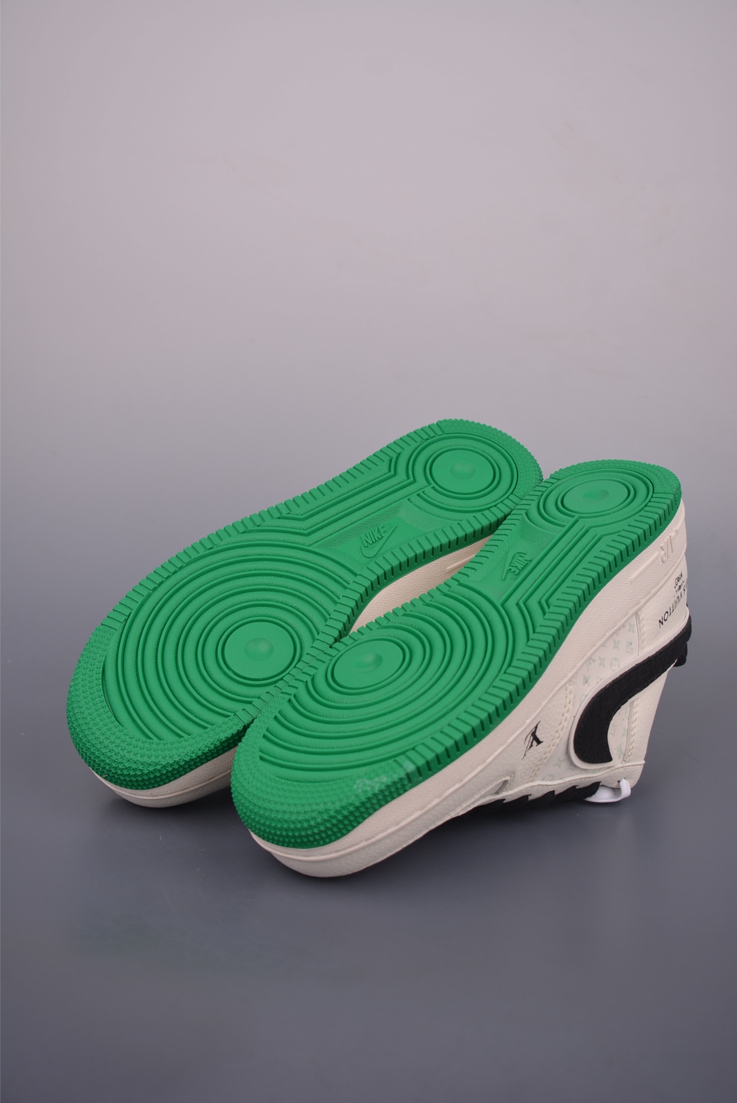 260 Nike Air Force 1 Low LV联名 QW5836-008-Chinese UA Cheap High Quatity Brand Clothes Bags handbags Sneakers wholesale wholesaler seller from China Factory suppliers Fashion Clothing Shoes best Quality Beautiful Price 260 Nike Air Force 1 Low LV联名 QW5836-008