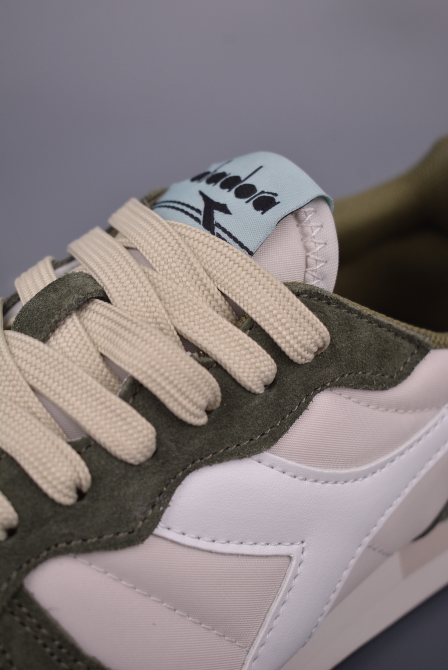 190 diadora迪亚多纳Camaro 涤纶织物牛反绒皮牛皮革 复古跑鞋-Chinese UA Cheap High Quatity Brand Clothes Bags handbags Sneakers wholesale wholesaler seller from China Factory suppliers Fashion Clothing Shoes best Quality Beautiful Price 190 diadora迪亚多纳Camaro 涤纶织物牛反绒皮牛皮革 复古跑鞋