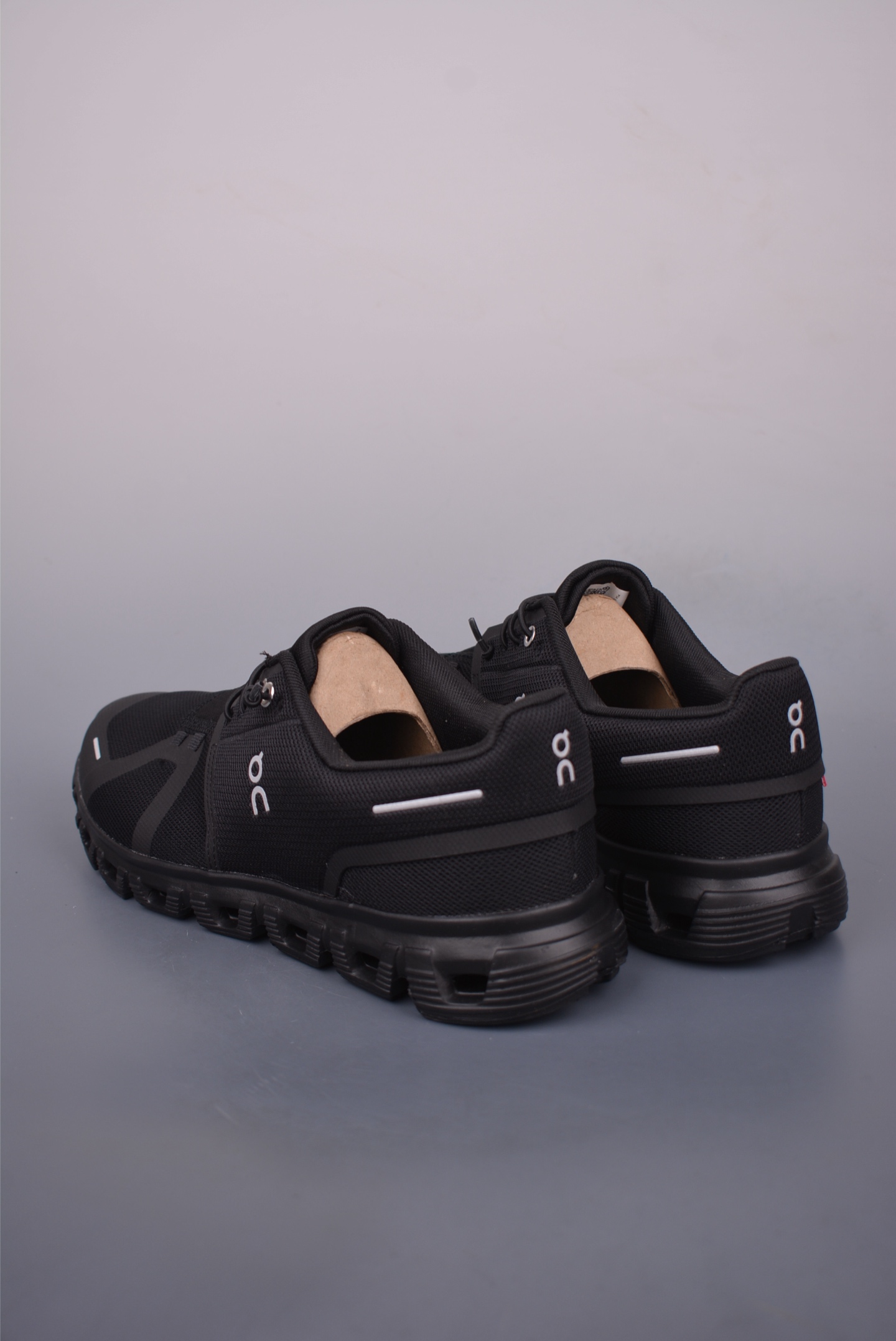 180 On昂跑 Cloudtilt 6 户外街头机能风跑步鞋 Cloud Hi Edge户外机能融合街头潮流 3MF1007-Chinese UA Cheap High Quatity Brand Clothes Bags handbags Sneakers wholesale wholesaler seller from China Factory suppliers Fashion Clothing Shoes best Quality Beautiful Price 180 On昂跑 Cloudtilt 6 户外街头机能风跑步鞋 Cloud Hi Edge户外机能融合街头潮流 3MF1007