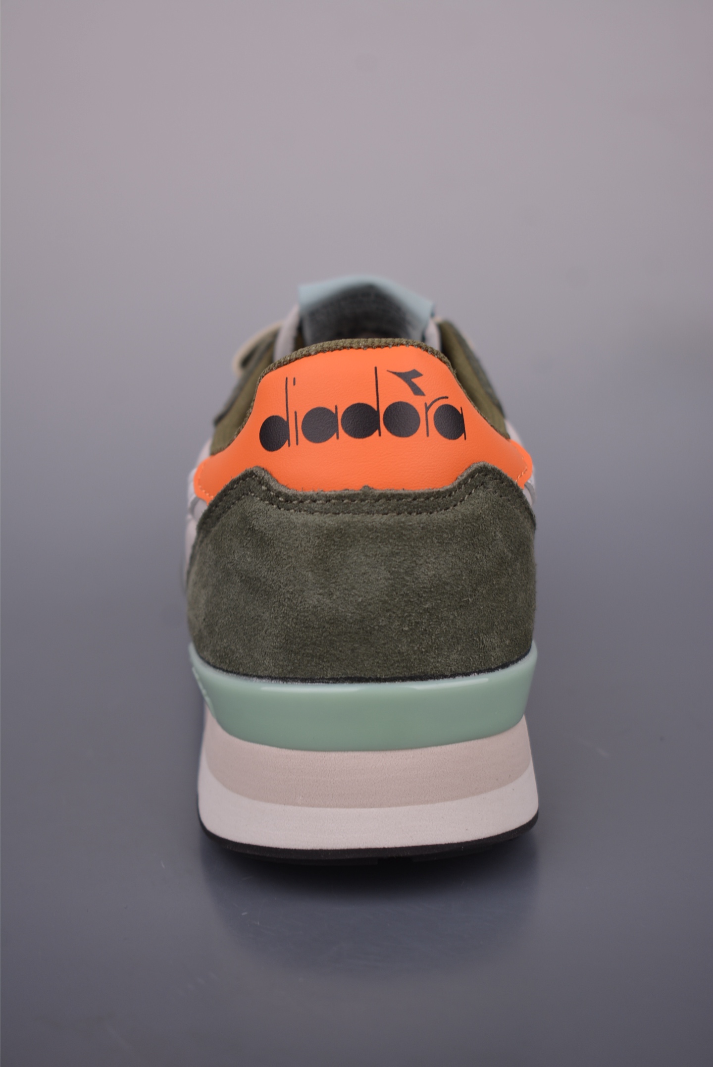 190 diadora迪亚多纳Camaro 涤纶织物牛反绒皮牛皮革 复古跑鞋-Chinese UA Cheap High Quatity Brand Clothes Bags handbags Sneakers wholesale wholesaler seller from China Factory suppliers Fashion Clothing Shoes best Quality Beautiful Price 190 diadora迪亚多纳Camaro 涤纶织物牛反绒皮牛皮革 复古跑鞋