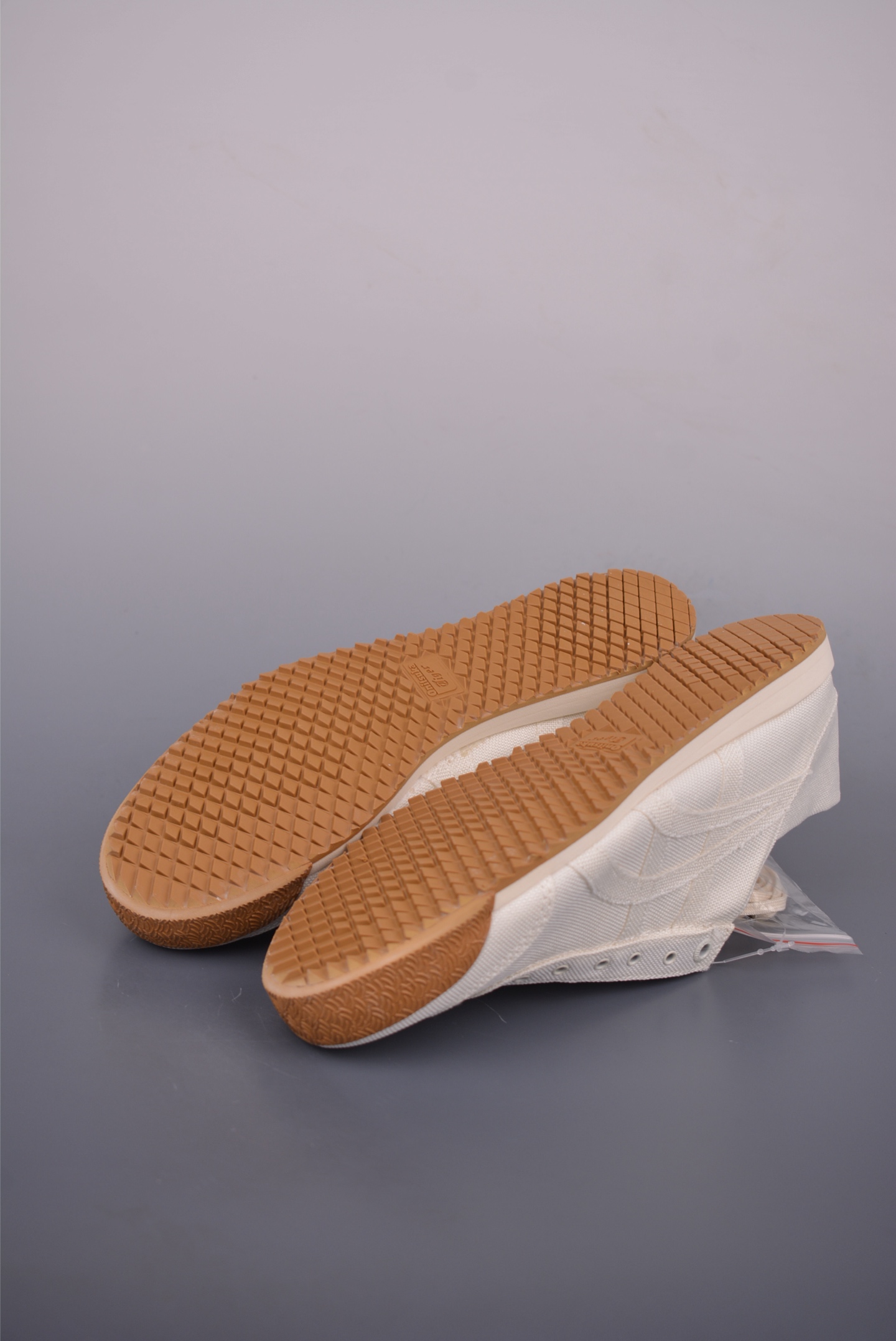 150 Asics鬼冢虎 MEXICO 66 SD PARATY 做工精赞 1183C432-Chinese UA Cheap High Quatity Brand Clothes Bags handbags Sneakers wholesale wholesaler seller from China Factory suppliers Fashion Clothing Shoes best Quality Beautiful Price 150 Asics鬼冢虎 MEXICO 66 SD PARATY 做工精赞 1183C432