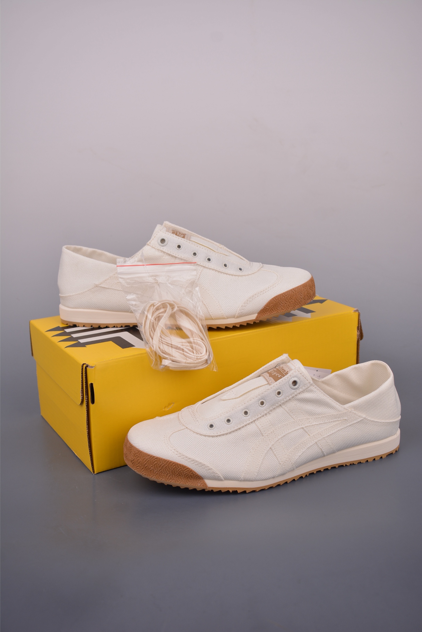 150 Asics鬼冢虎 MEXICO 66 SD PARATY 做工精赞 1183C432-Chinese UA Cheap High Quatity Brand Clothes Bags handbags Sneakers wholesale wholesaler seller from China Factory suppliers Fashion Clothing Shoes best Quality Beautiful Price 150 Asics鬼冢虎 MEXICO 66 SD PARATY 做工精赞 1183C432