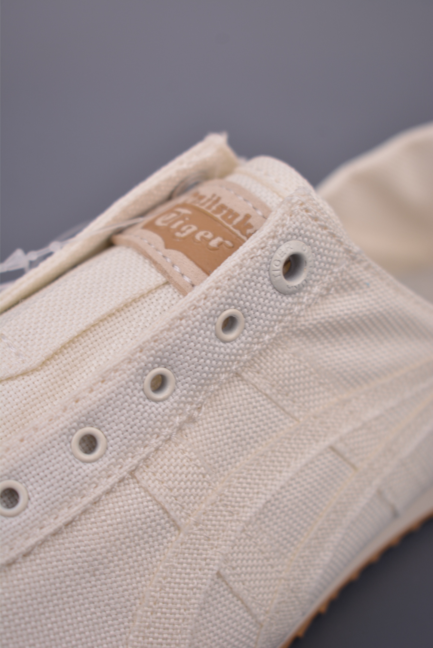 150 Asics鬼冢虎 MEXICO 66 SD PARATY 做工精赞 1183C432-Chinese UA Cheap High Quatity Brand Clothes Bags handbags Sneakers wholesale wholesaler seller from China Factory suppliers Fashion Clothing Shoes best Quality Beautiful Price 150 Asics鬼冢虎 MEXICO 66 SD PARATY 做工精赞 1183C432