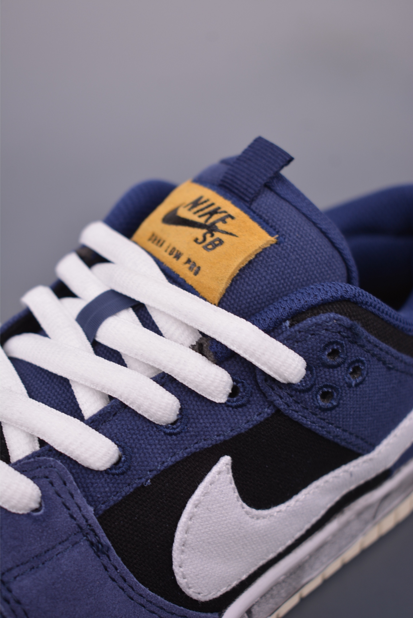 200 Nike SB Dunk Low 白蓝做旧帆布 DX6775-400