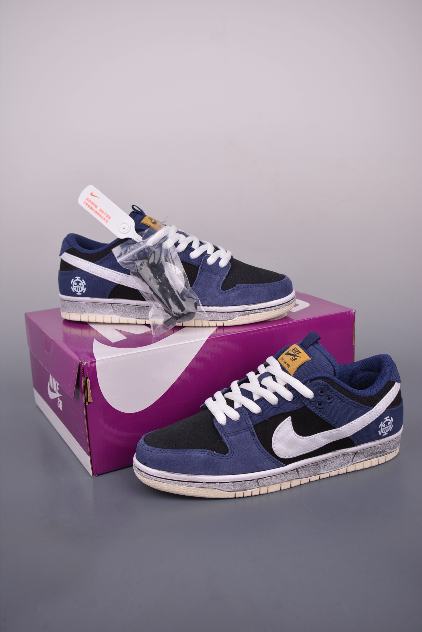 200 Nike SB Dunk Low 白蓝做旧帆布 DX6775-400