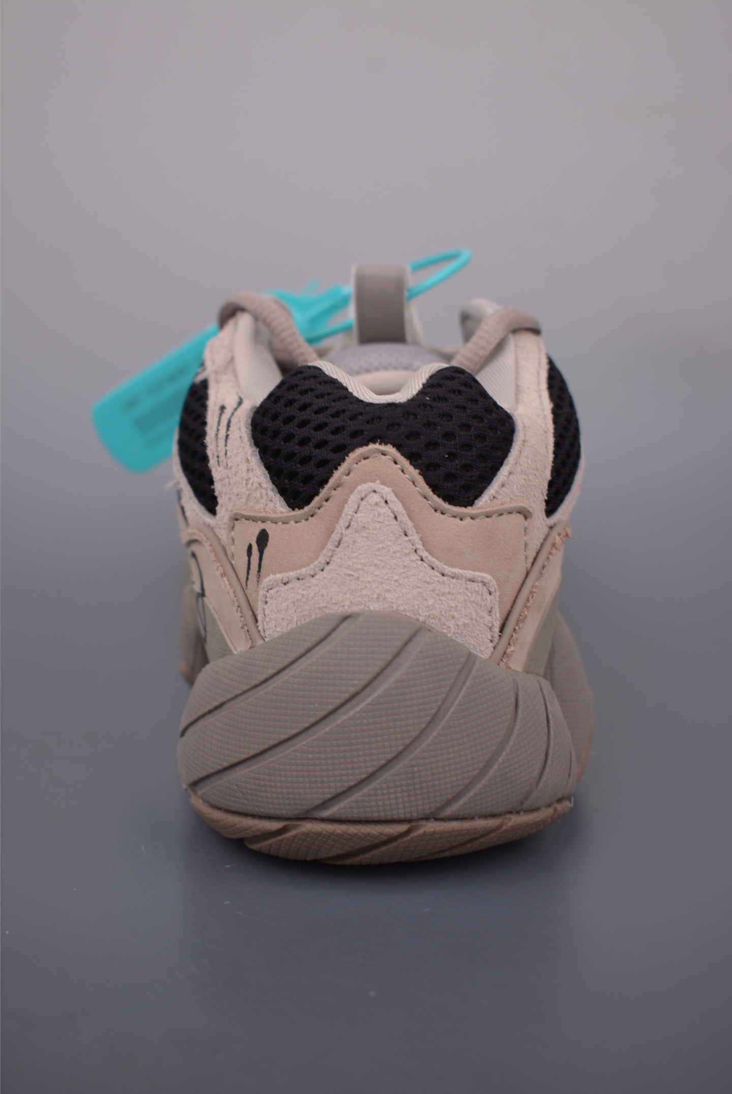 300 Adidas Yeezy 500 莓刻 街头涂鸦 GX3607