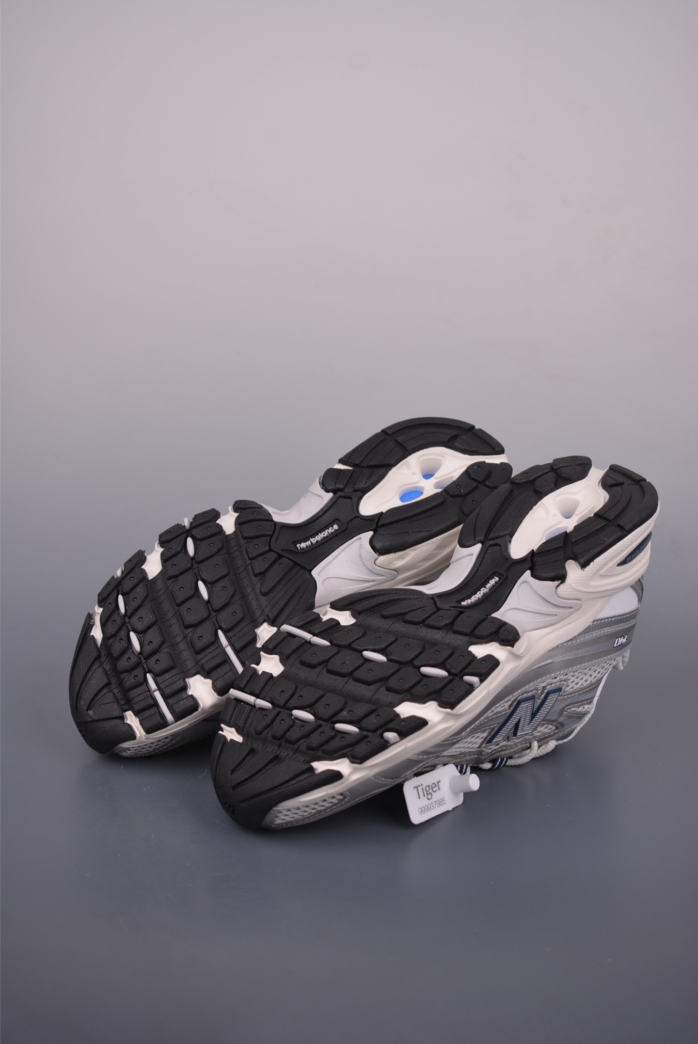 180 New Balance 740纯原系列 复古老爹风休闲运动慢跑鞋 U740GC2-Chinese UA Cheap High Quatity Brand Clothes Bags handbags Sneakers wholesale wholesaler seller from China Factory suppliers Fashion Clothing Shoes best Quality Beautiful Price 180 New Balance 740纯原系列 复古老爹风休闲运动慢跑鞋 U740GC2