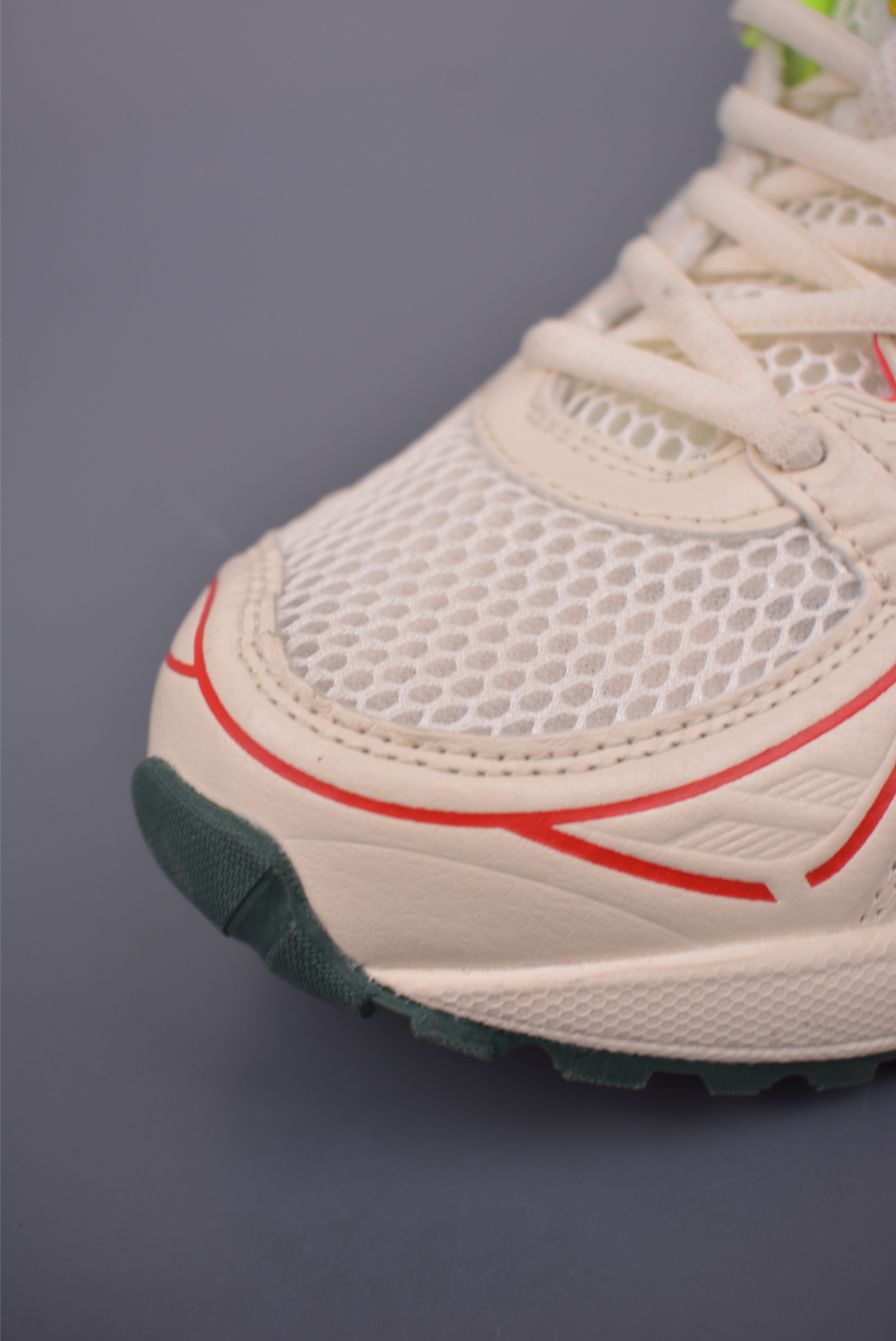 180 Asics Gel-Kayano 14 亚瑟士运动休闲透气专业跑鞋 1203A561