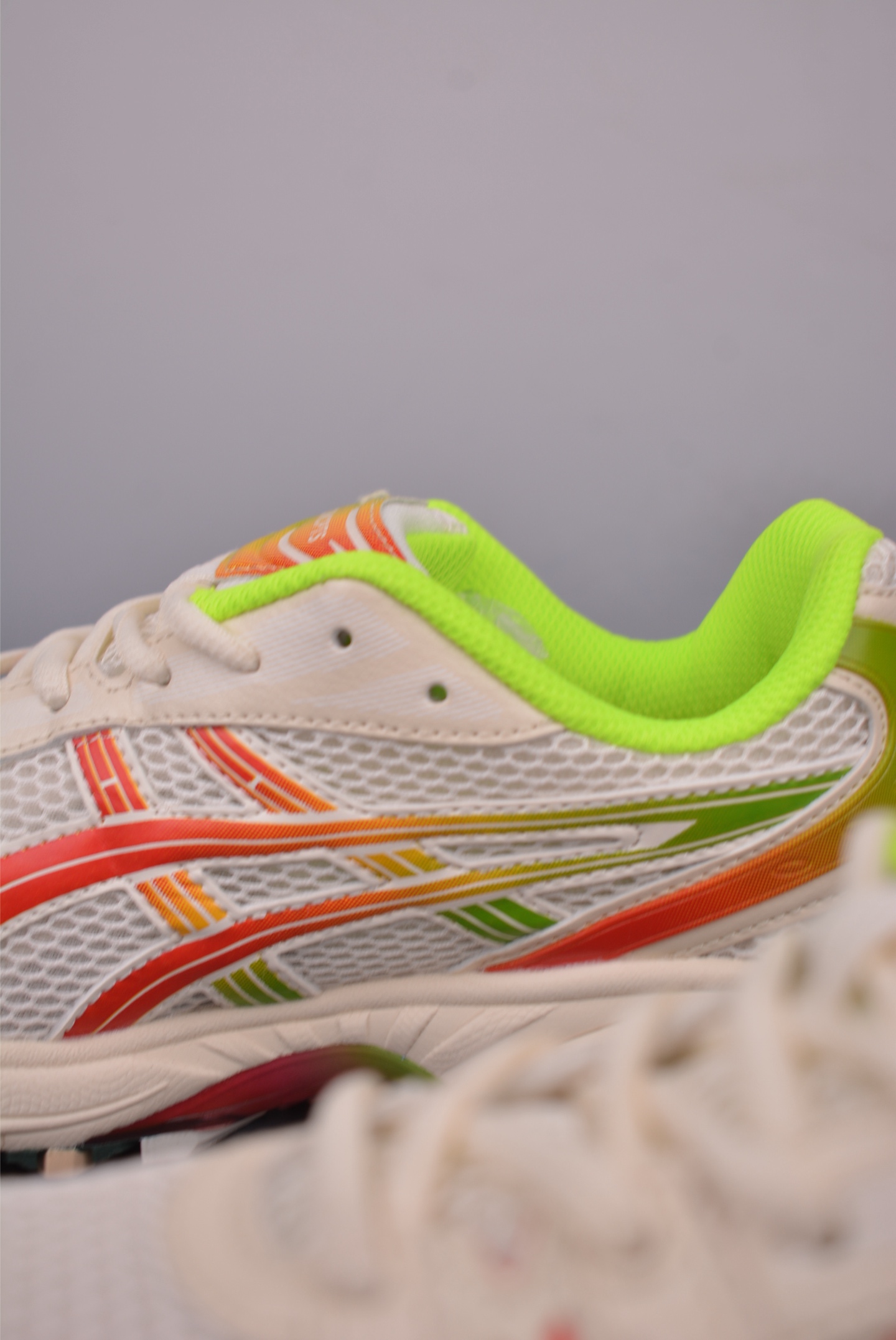 180 Asics Gel-Kayano 14 亚瑟士运动休闲透气专业跑鞋 1203A561