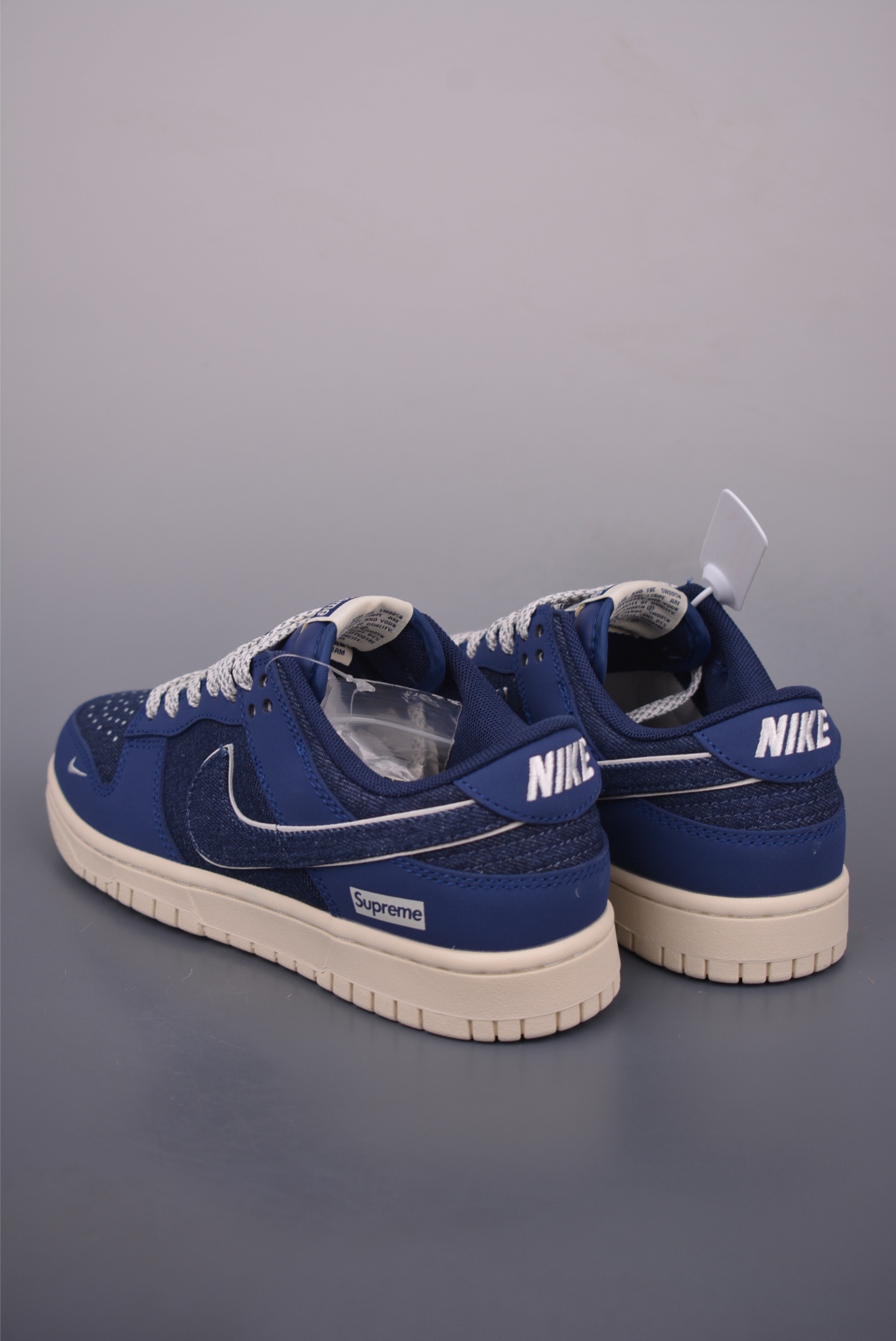 260 Nike SB Dunk Low Supreme联名 XD1588-222-Chinese UA Cheap High Quatity Brand Clothes Bags handbags Sneakers wholesale wholesaler seller from China Factory suppliers Fashion Clothing Shoes best Quality Beautiful Price 260 Nike SB Dunk Low Supreme联名 XD1588-222