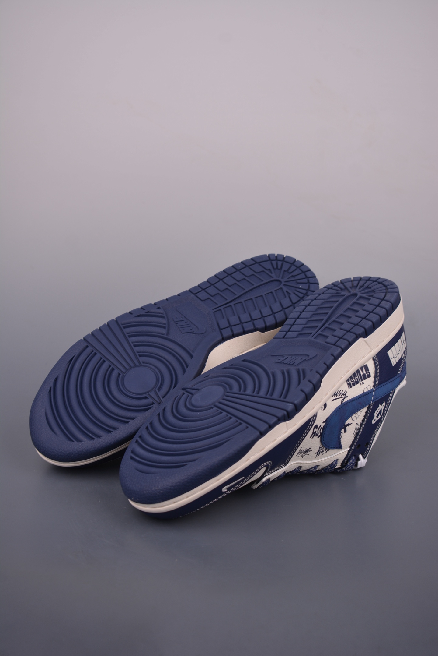 260 Nike SB Dunk Low Stussy联名 XS6089-589-Chinese UA Cheap High Quatity Brand Clothes Bags handbags Sneakers wholesale wholesaler seller from China Factory suppliers Fashion Clothing Shoes best Quality Beautiful Price 260 Nike SB Dunk Low Stussy联名 XS6089-589