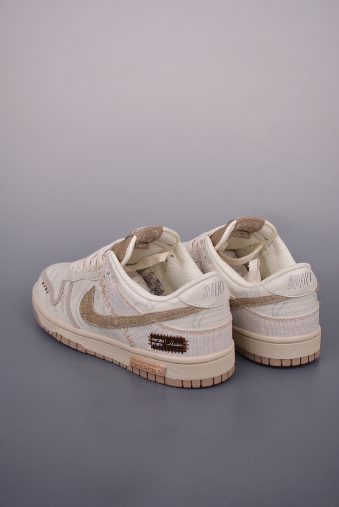 300 Nike SB Dunk Low 熊猫恶作剧 山影漫步 HQ1175-240-Chinese UA Cheap High Quatity Brand Clothes Bags handbags Sneakers wholesale wholesaler seller from China Factory suppliers Fashion Clothing Shoes best Quality Beautiful Price 300 Nike SB Dunk Low 熊猫恶作剧 山影漫步 HQ1175-240