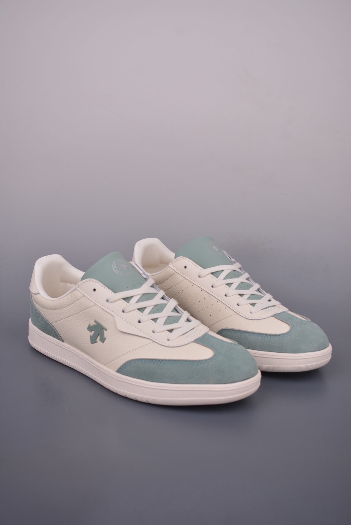 Descente Chron SB Retro Sneakers: Leather Upper, Comfortable, Versatile Style 2 i1751832006031 9819 0 0