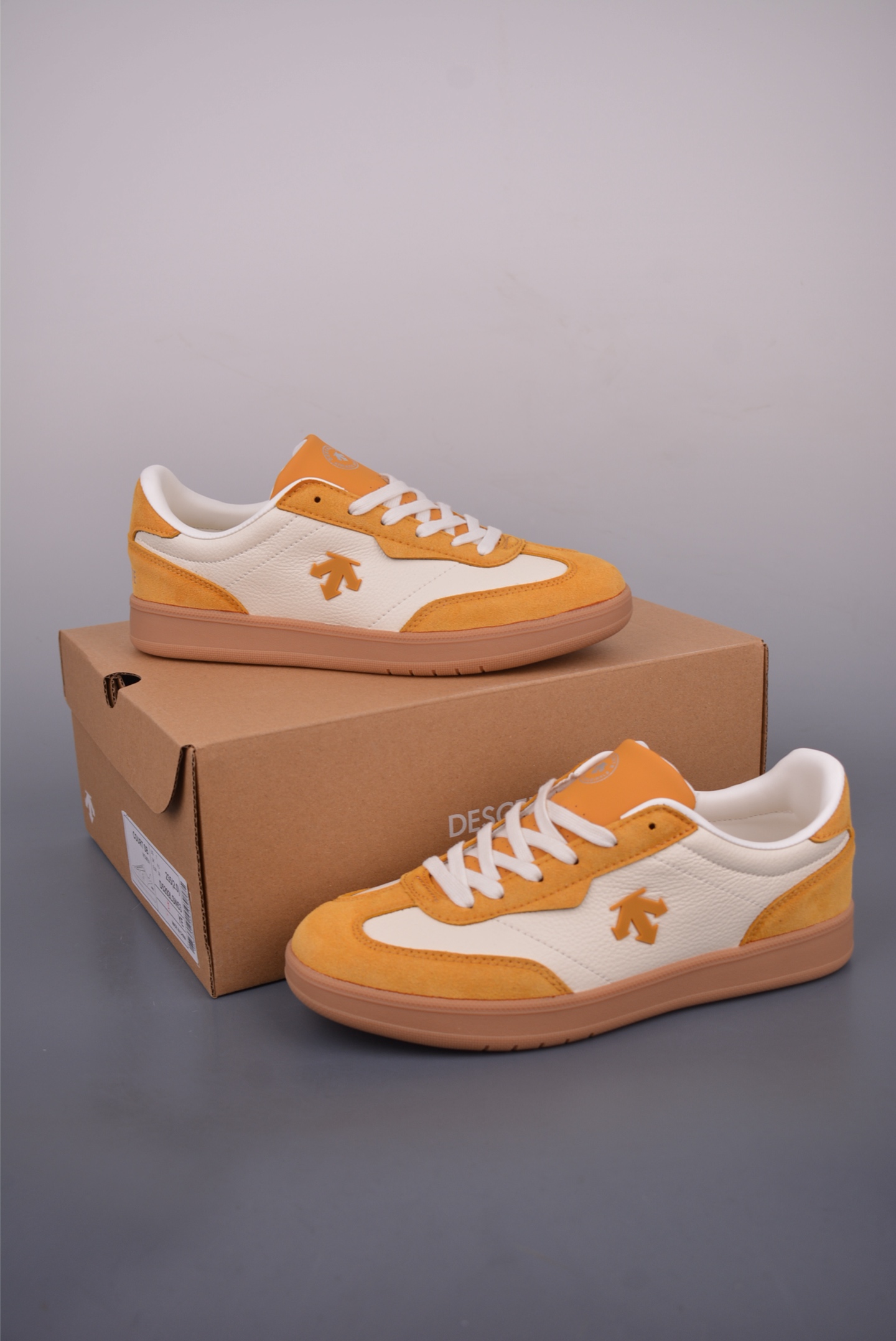 Descente Chron SB Retro Sneakers: Stylish Leather Shoes For Everyday Wear 6 i1751832045339 6012 0 4