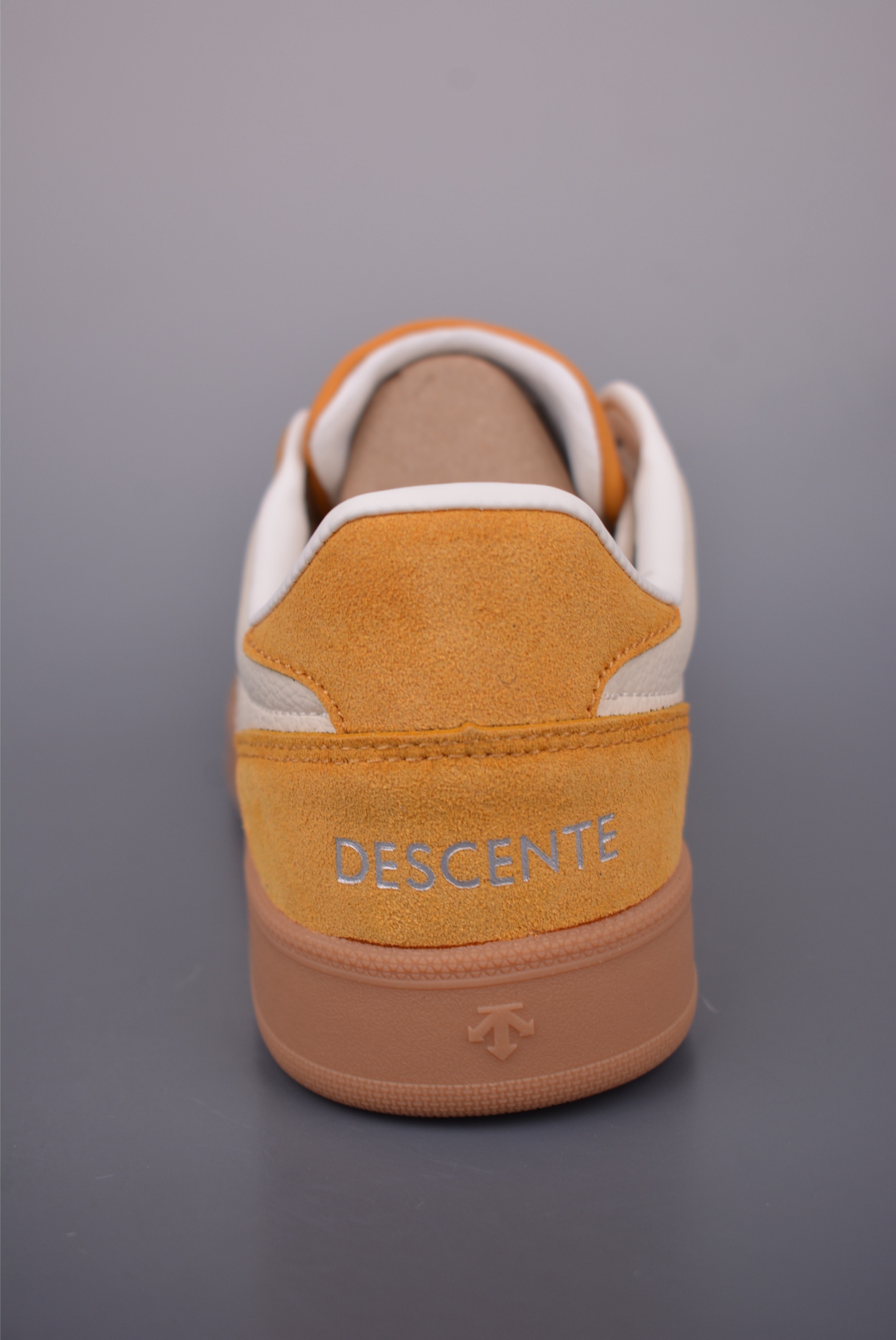 Descente Chron SB Retro Sneakers: Stylish Leather Shoes For Everyday Wear 5 i1751832045367 2549 0 3
