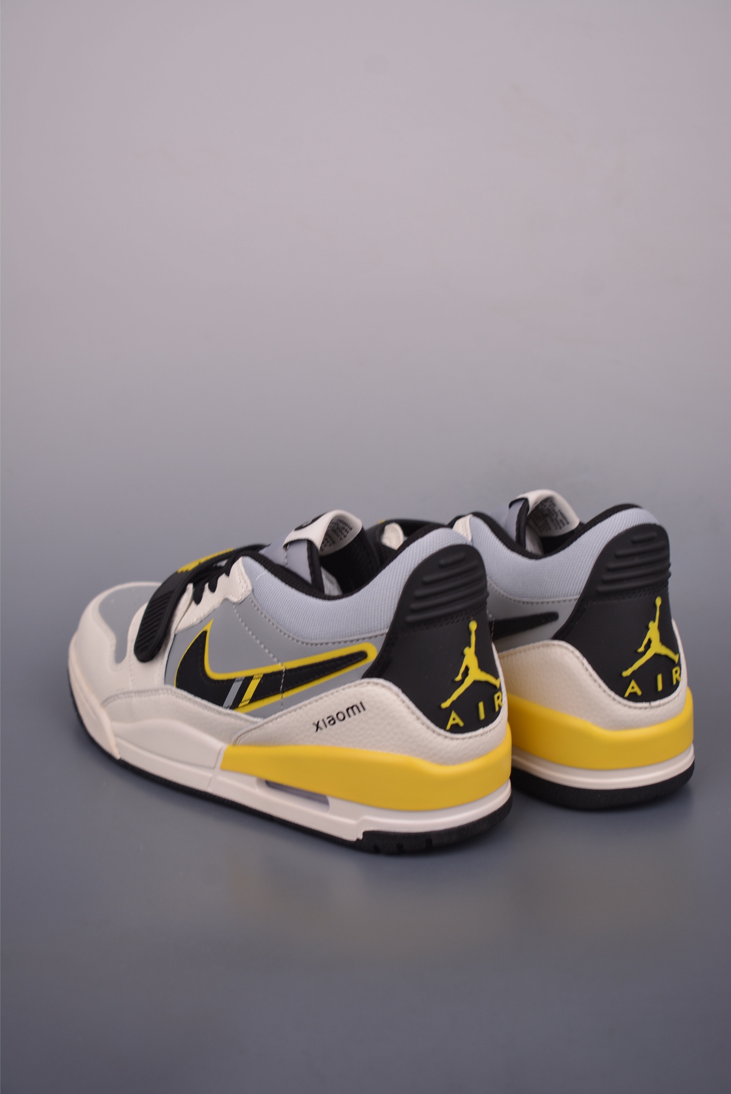 Air Jordan Legacy 312: Iconic Design, Ultimate Comfort in Classic Colors 3 i1751832233455 3142 0 1