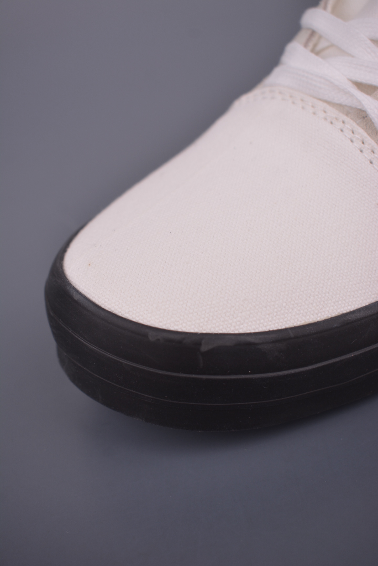 Off-White Vulcanised Low-Top Sneakers: Stylish, Comfortable, and High-Quality 7 i1751832761937 6817 0 5