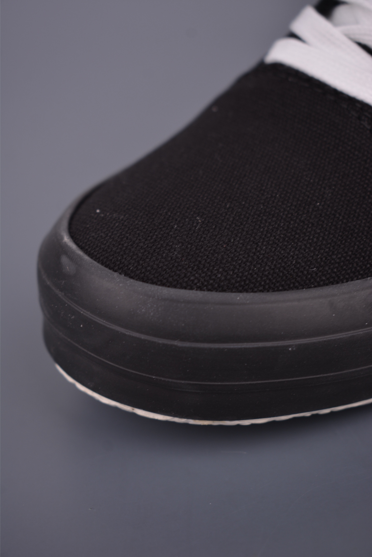 Off-White Vulcanized Low-Top Sneakers - Black/White - Size 36-47 Available 6 i1751832789503 3354 0 5