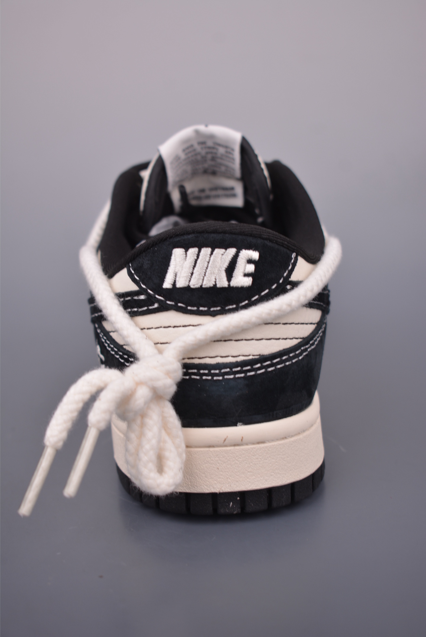 Nike SB Dunk Low Straps DIY Deconstructed Sneakers 5 i1751833896388 1758 0 3