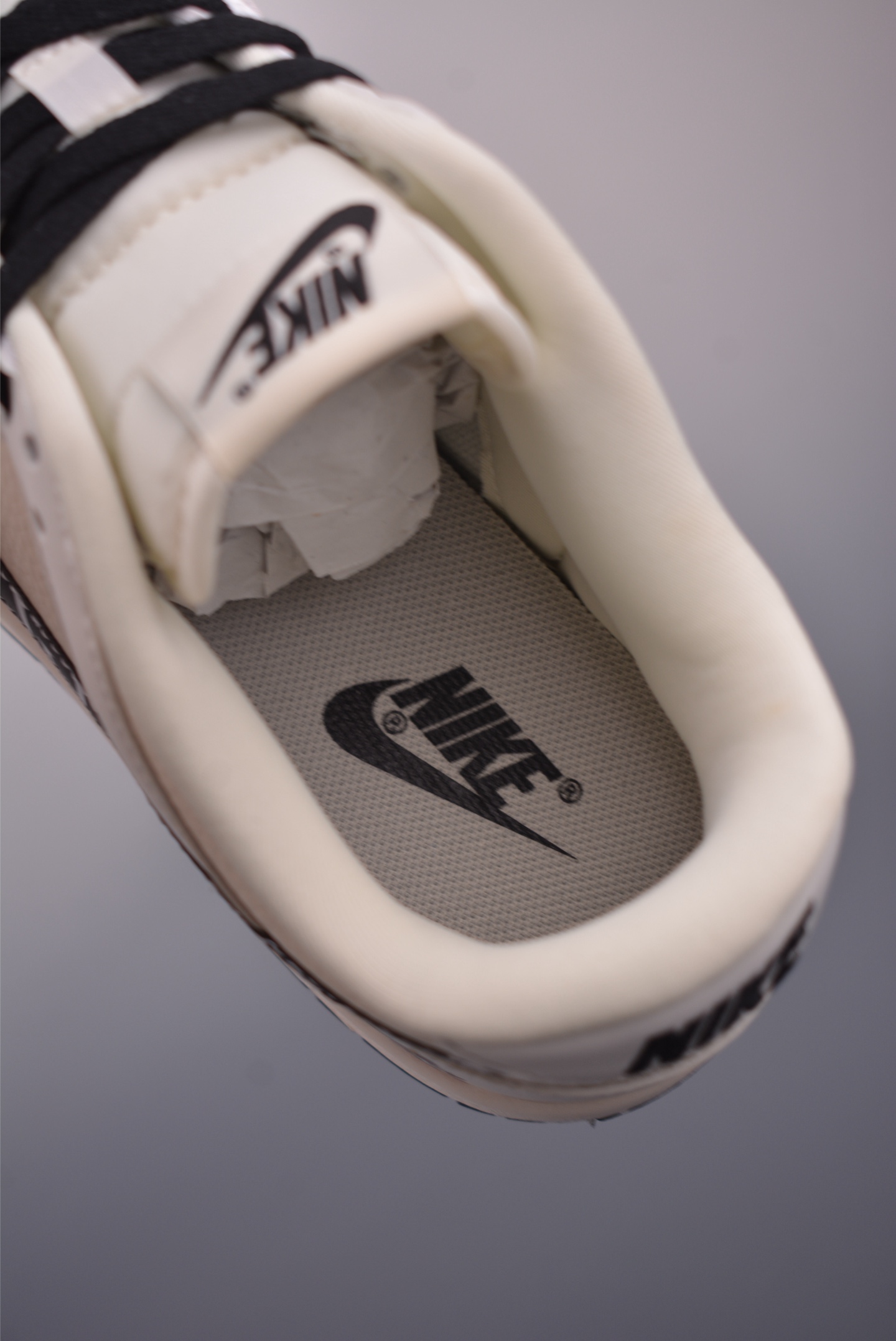 Nike SB Dunk Low Custom Sneakers - Premium Leather, Unique Design, Comfortable Fit 9 i1751834685038 8597 0 8
