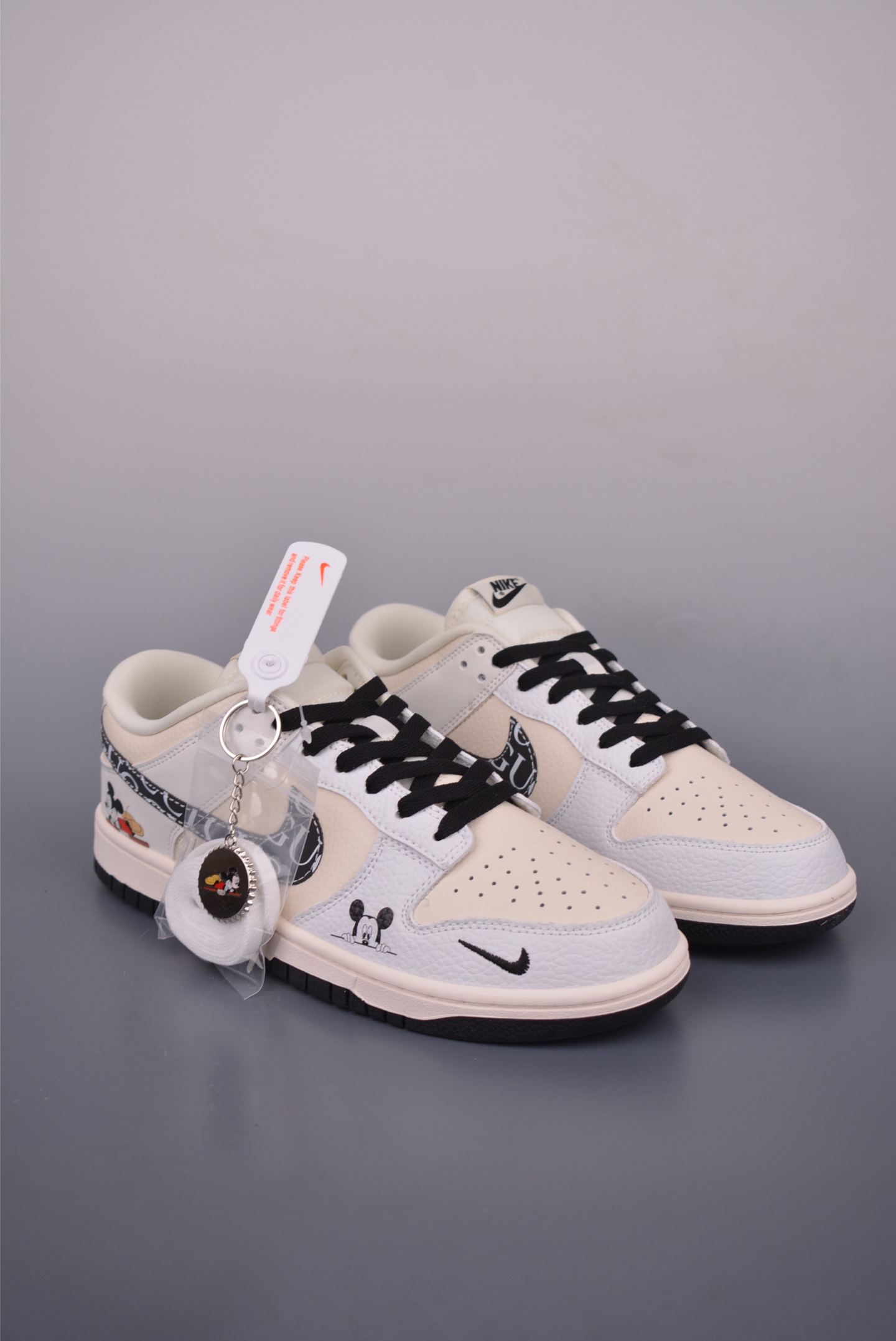 Nike SB Dunk Low Custom Sneakers - Premium Leather, Unique Design, Comfortable Fit 1 i1751834685058 5791 0 0