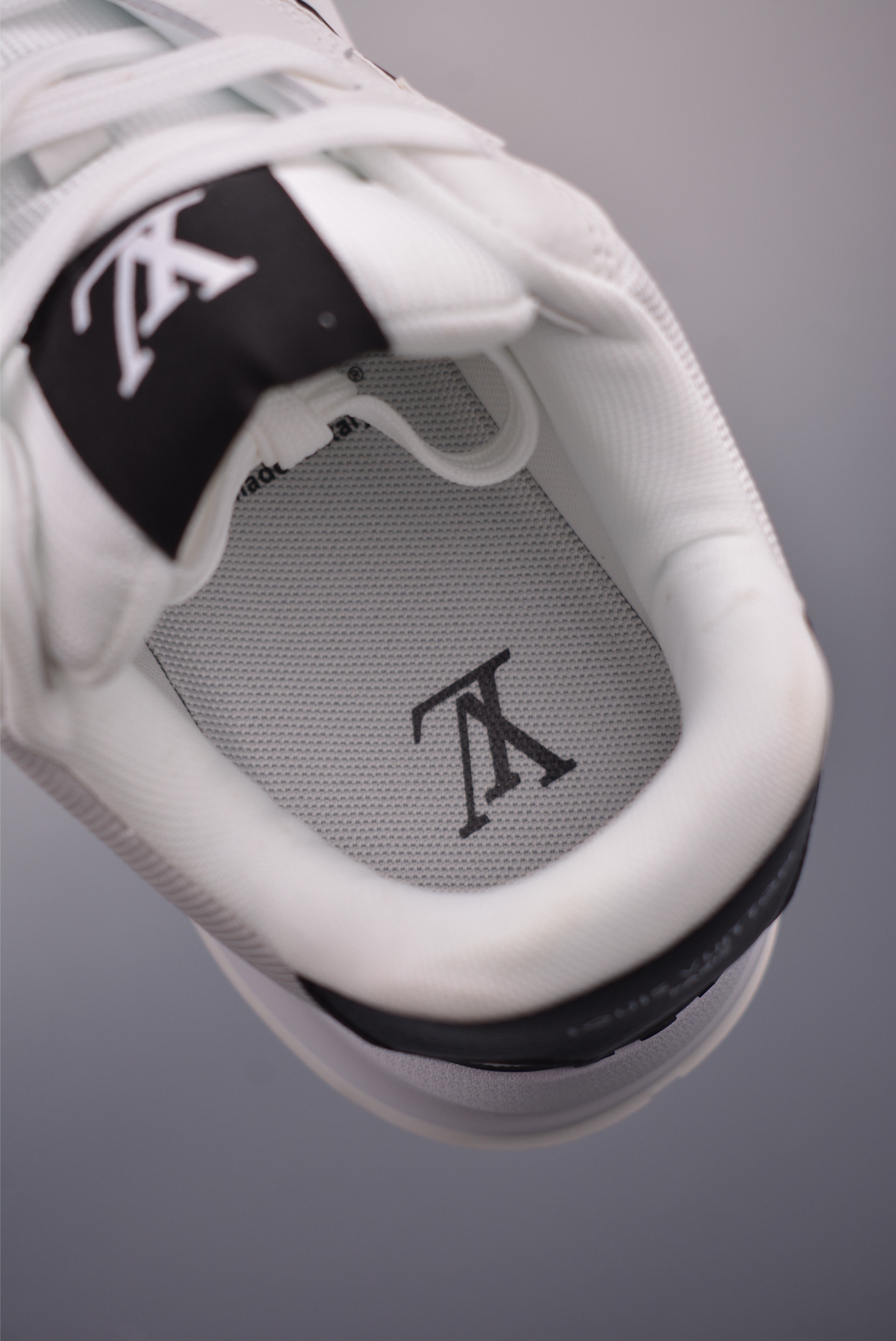 Louis Vuitton Trainer Sneaker Low White Leather Casual Shoes, Size 41-45 9 i1751913203714 1689 0 8