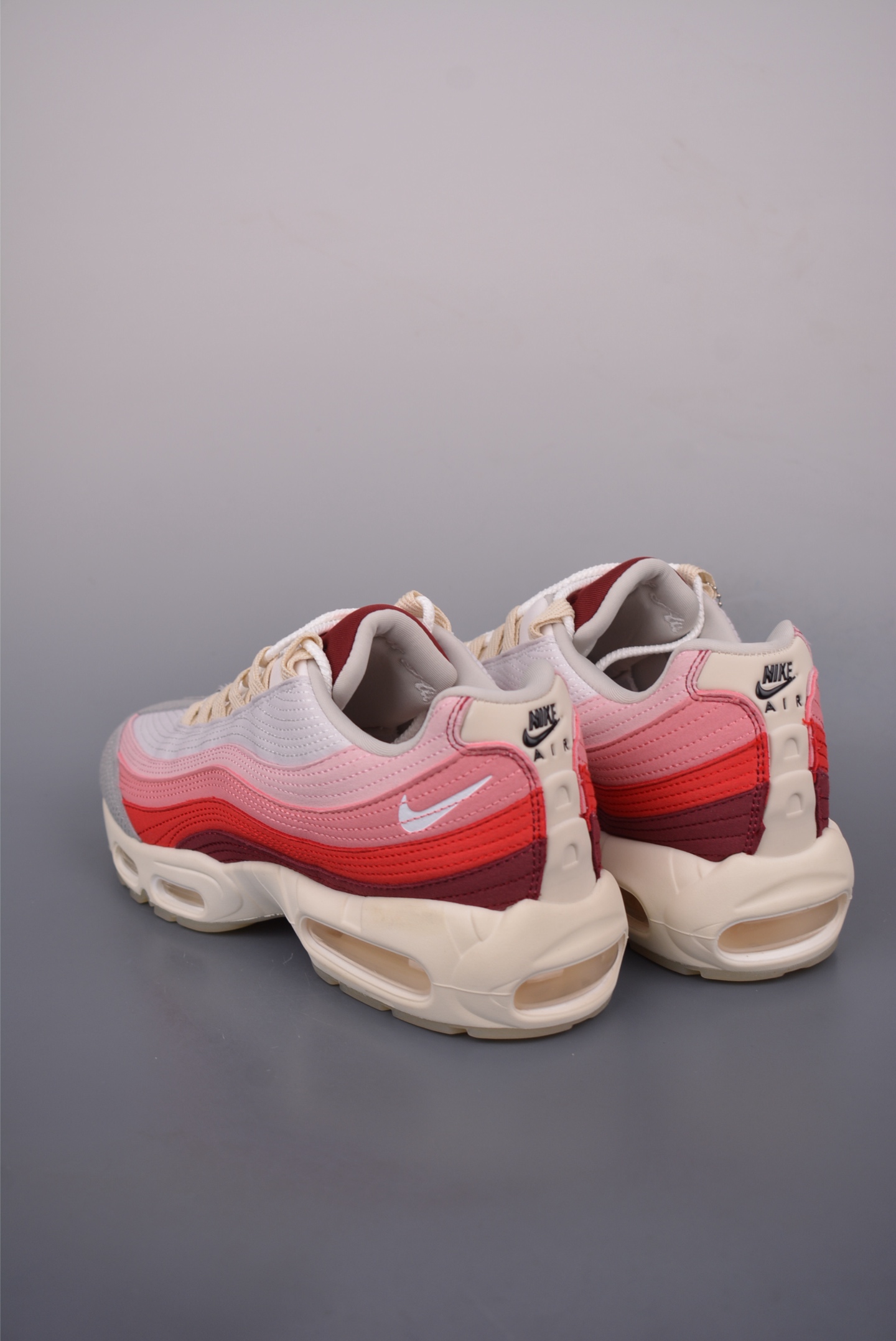 Nike Air Max 95: Iconic Style, Cushioned Comfort, and Versatile Design 3 i1751913354446 4535 0 1