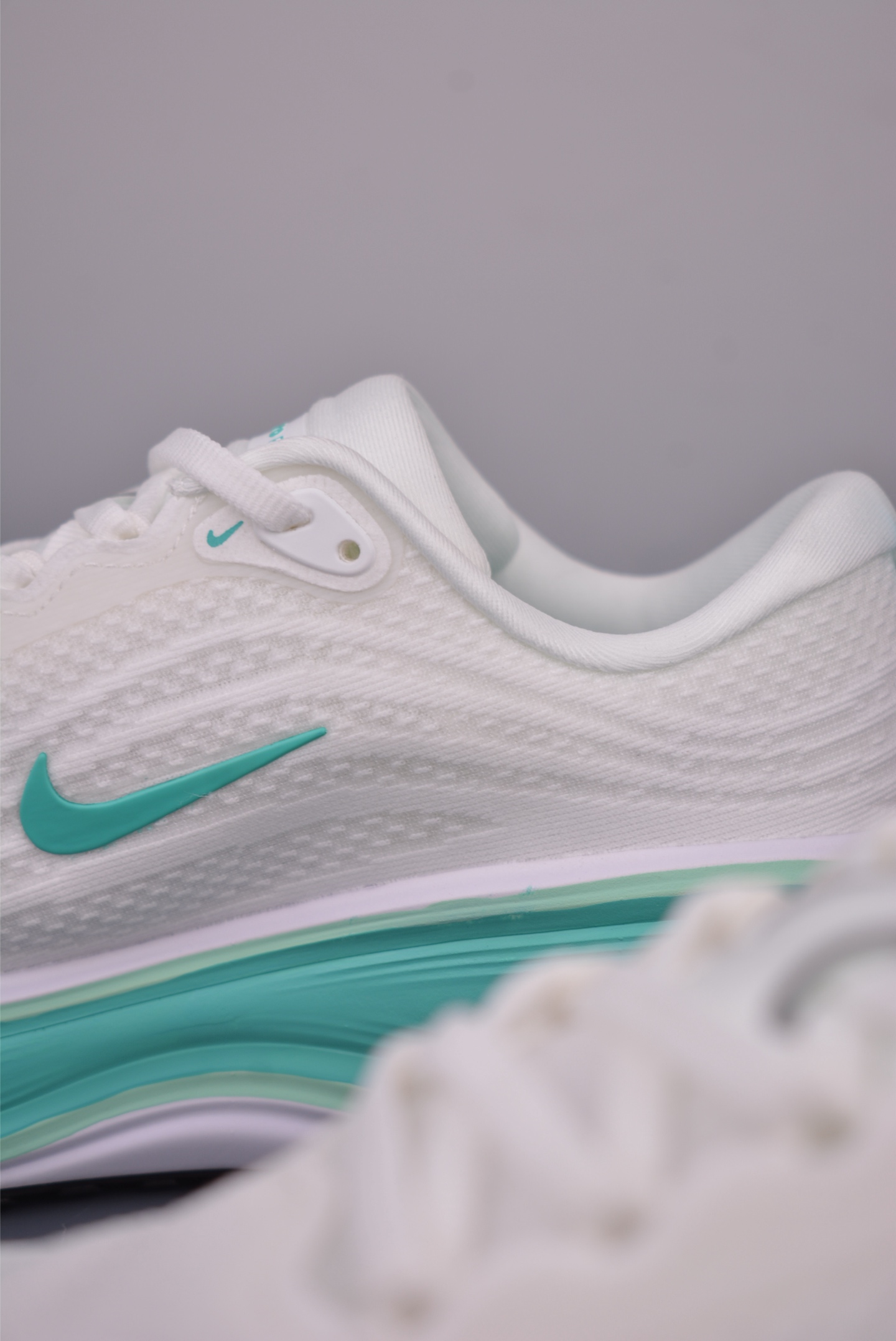 Nike ReactX Pegasus Plus Running Shoes - Supreme Comfort and Performance 9 i1751913637012 4106 0 7