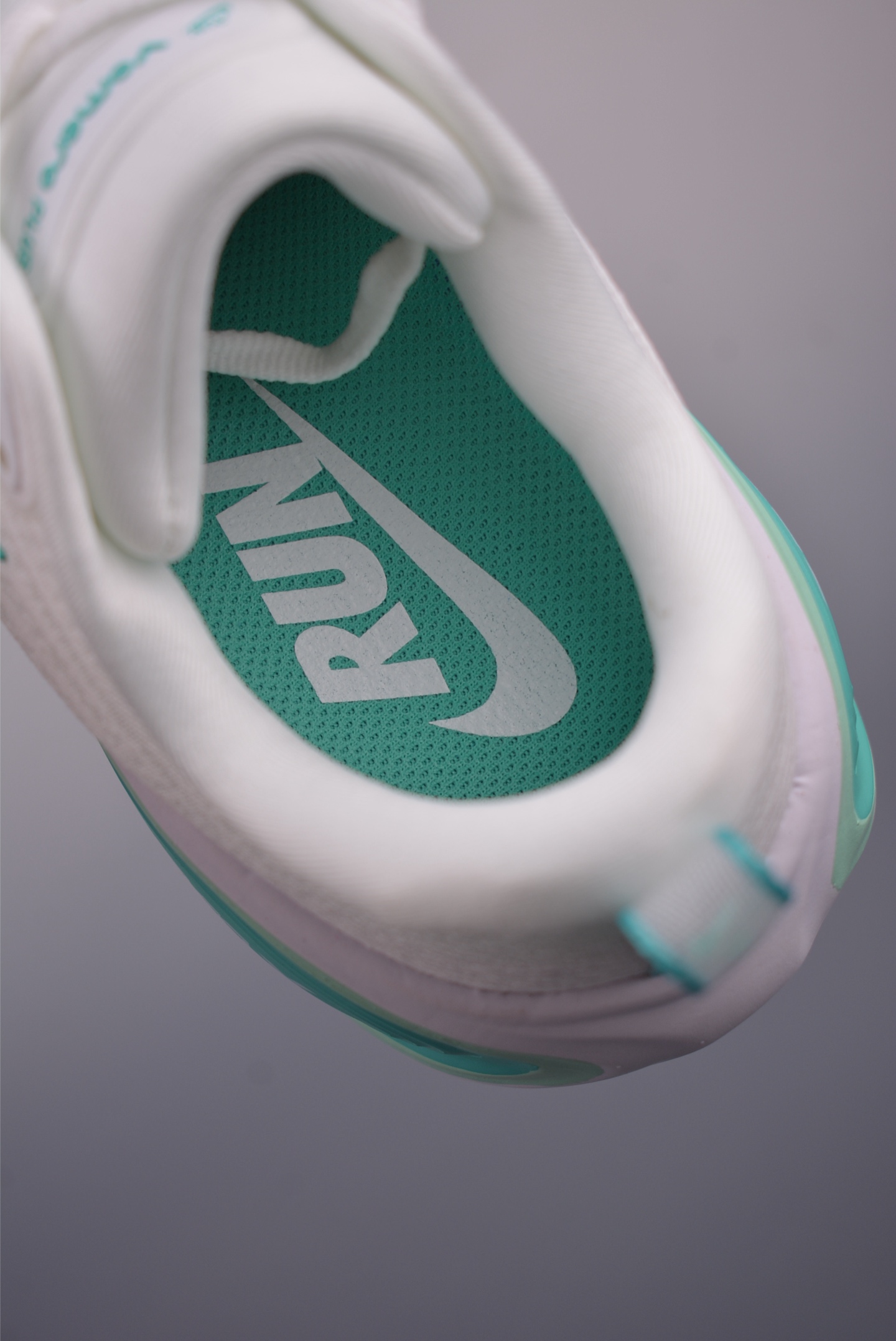 Nike ReactX Pegasus Plus Running Shoes - Supreme Comfort and Performance 10 i1751913637041 3948 0 8
