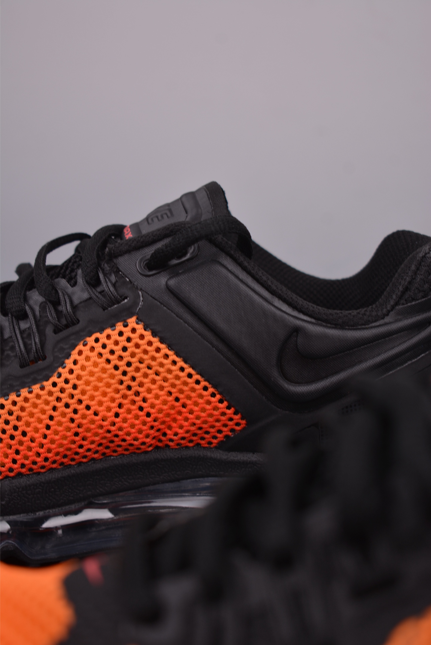 Nike Air Max 2013: Retro-Inspired, Breathable Comfort with Full-Length Air Cushioning 8 i1751913938335 8788 0 7