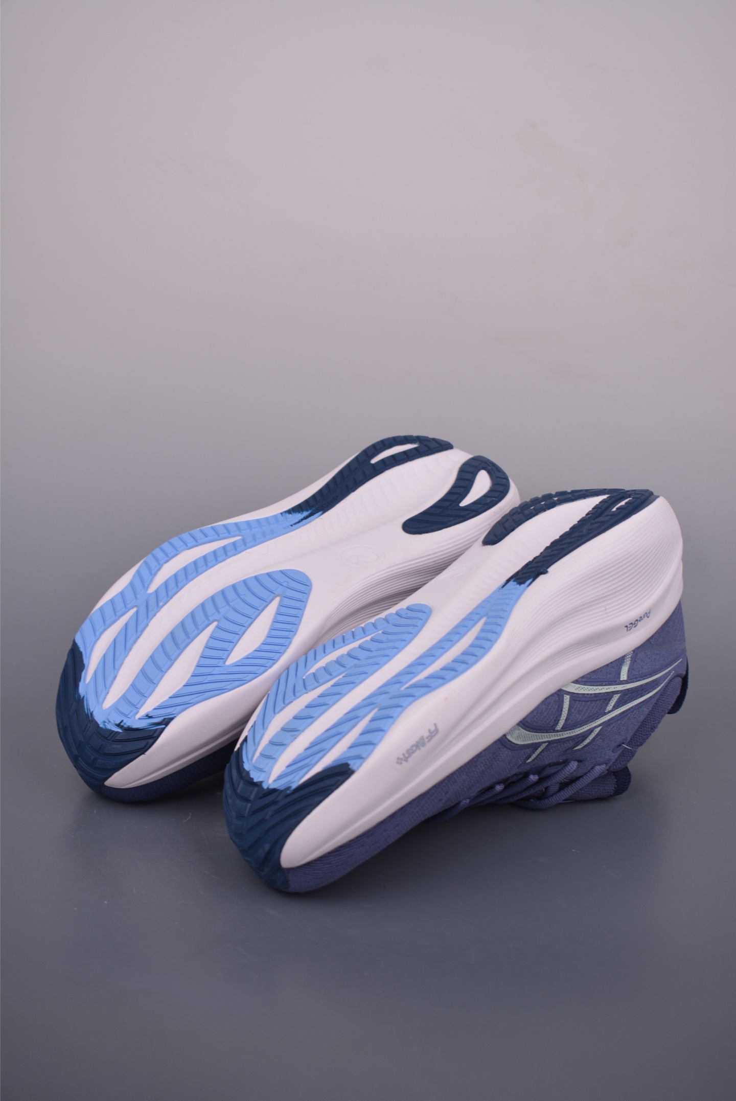 Asics Gel-Nimbus 27 Running Shoes - Responsive Cushioning for Optimal Performance 4 i1751915907142 2801 0 2