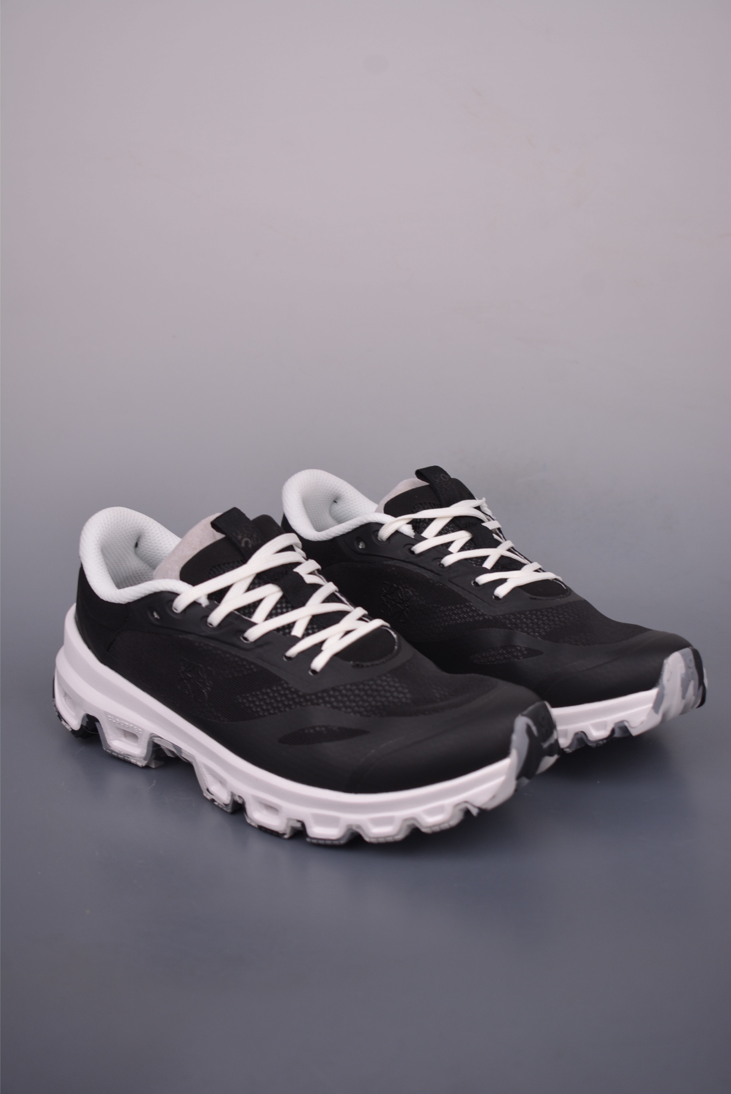 On Cloudtilt Loever 2 Running Shoes - Urban Outdoor Performance, All-Day Comfort 2 i1751916012477 305 0 0