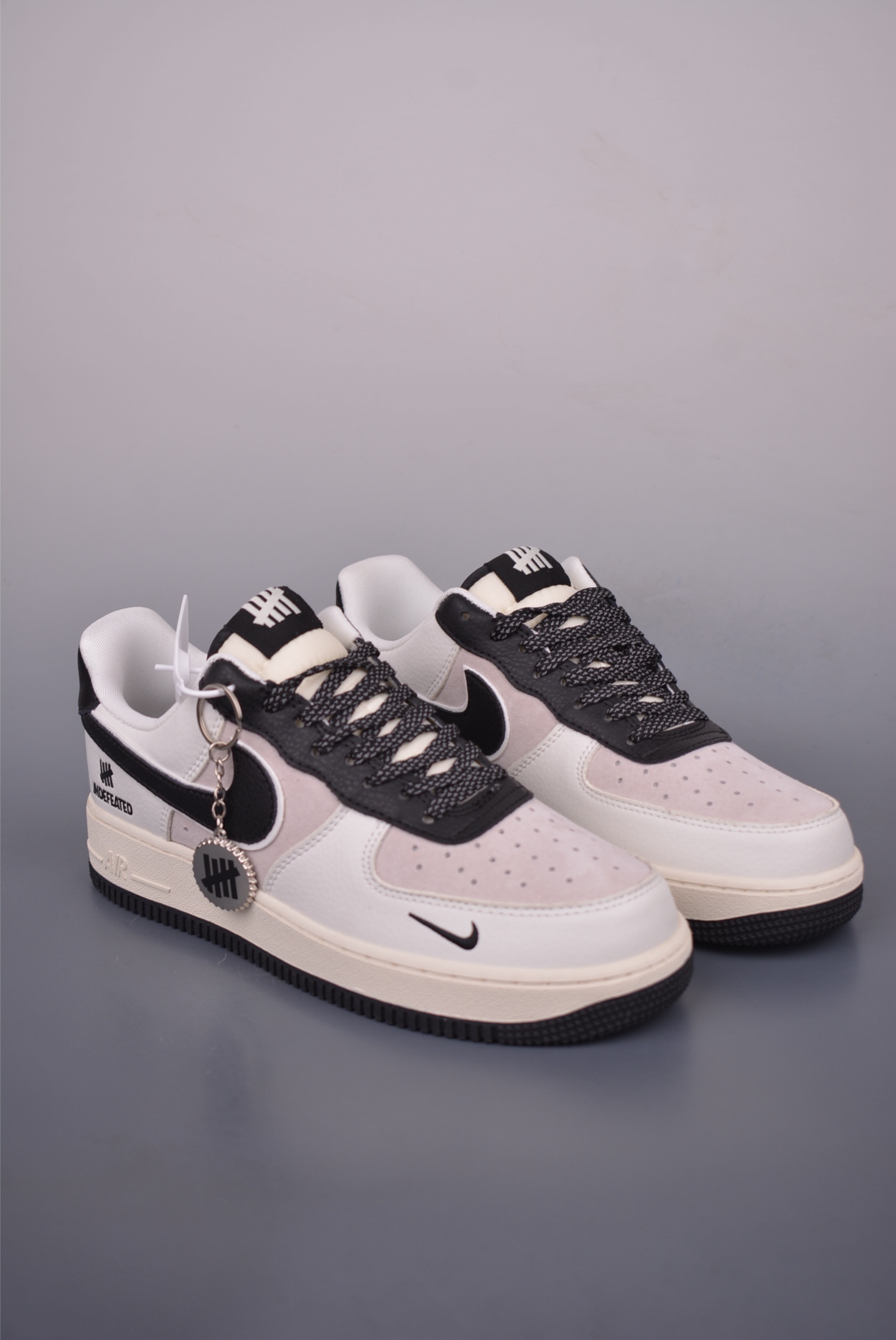Nike Air Force 1 Low Undefeated: Authentic Design, Comfortable Street Style 1 i1751916215918 871 0 0