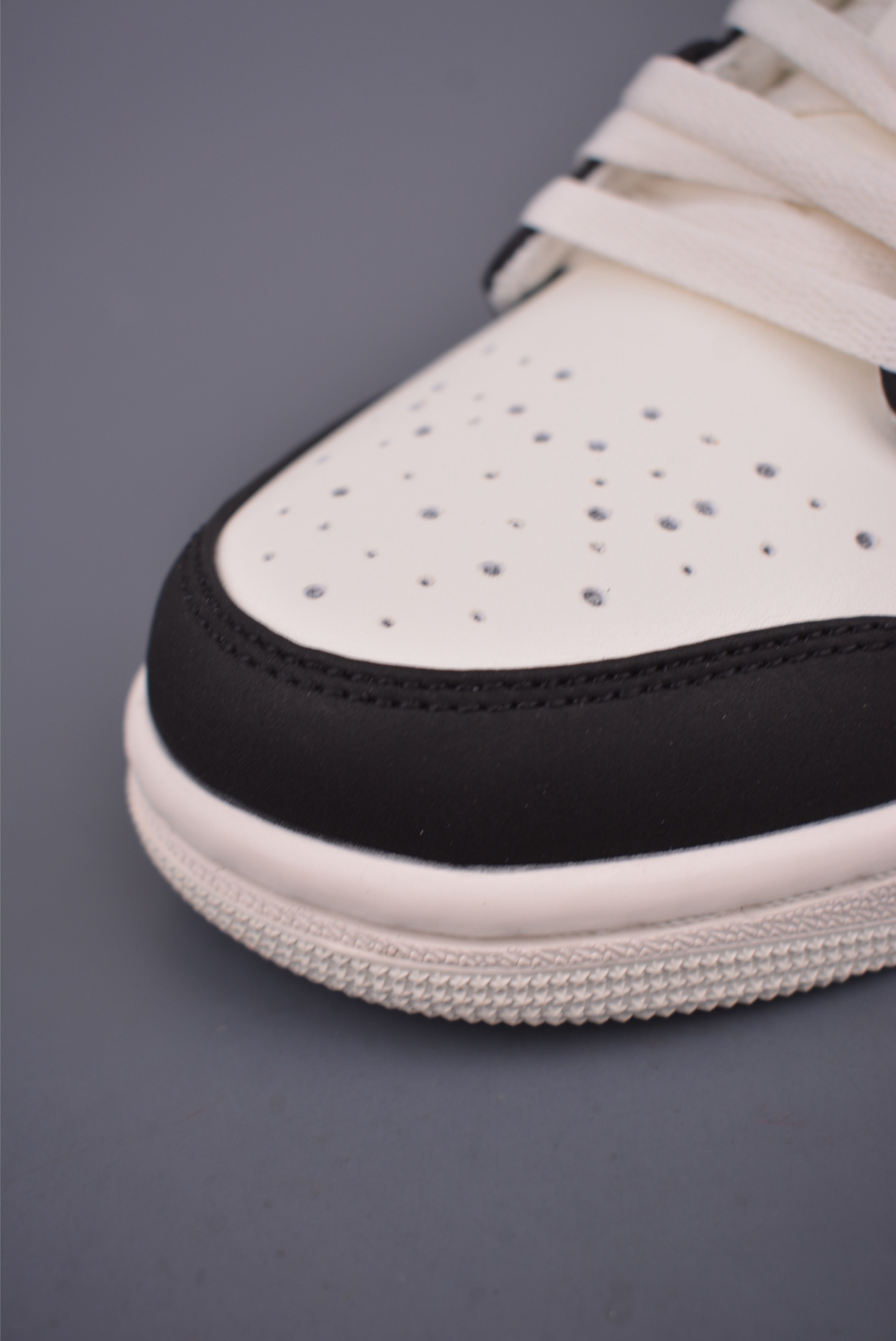 200 Air Jordan 1 Low 雾霾珍珠 AJ1乔1低帮休闲板鞋 IO2242-101-Chinese UA Cheap High Quatity Brand Clothes Bags handbags Sneakers wholesale wholesaler seller from China Factory suppliers Fashion Clothing Shoes best Quality Beautiful Price 200 Air Jordan 1 Low 雾霾珍珠 AJ1乔1低帮休闲板鞋 IO2242-101