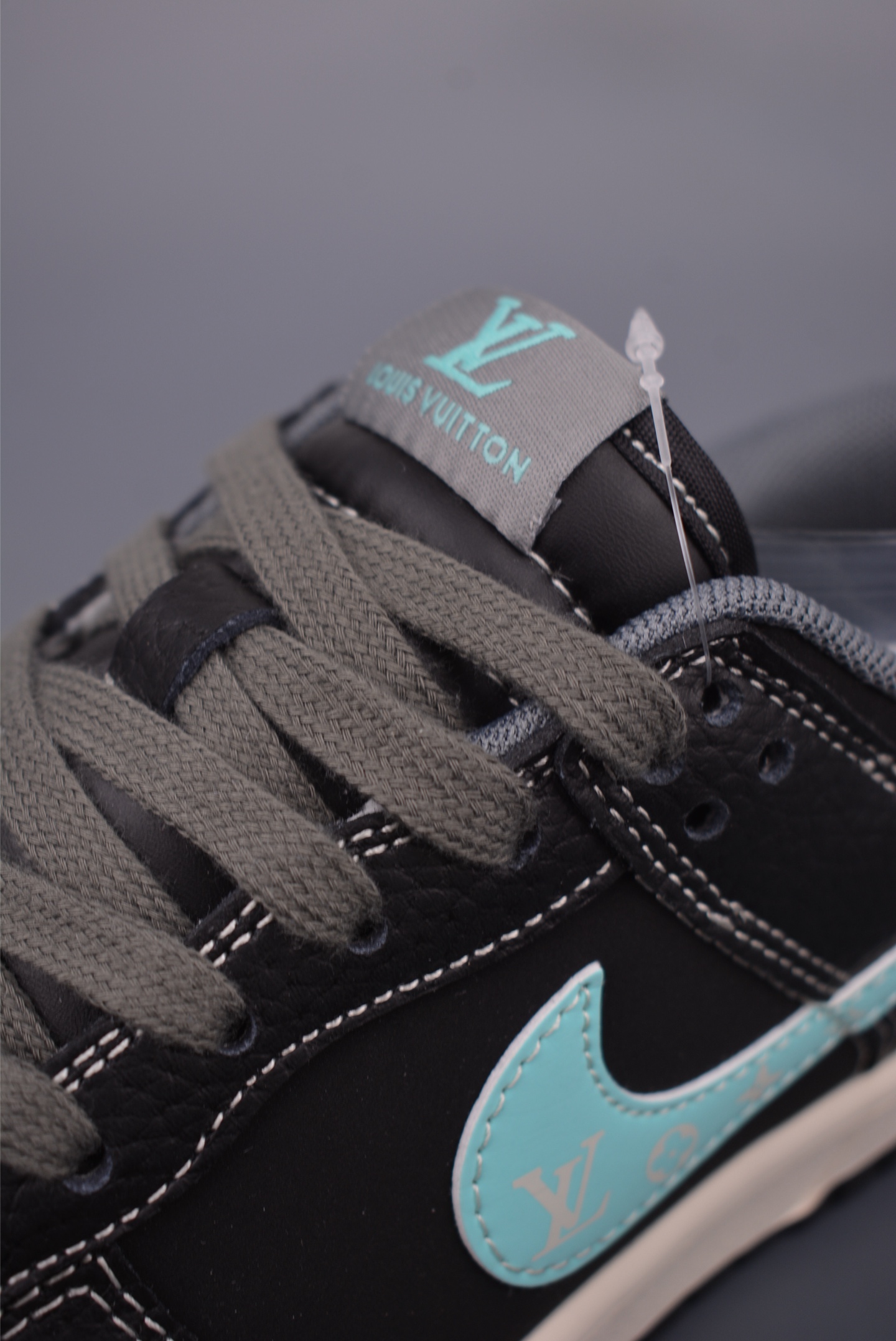 Nike SB Dunk Low Louis Vuitton Collab Black/Aqua Premium Leather Sneakers 7 i1751916539895 5489 0 6