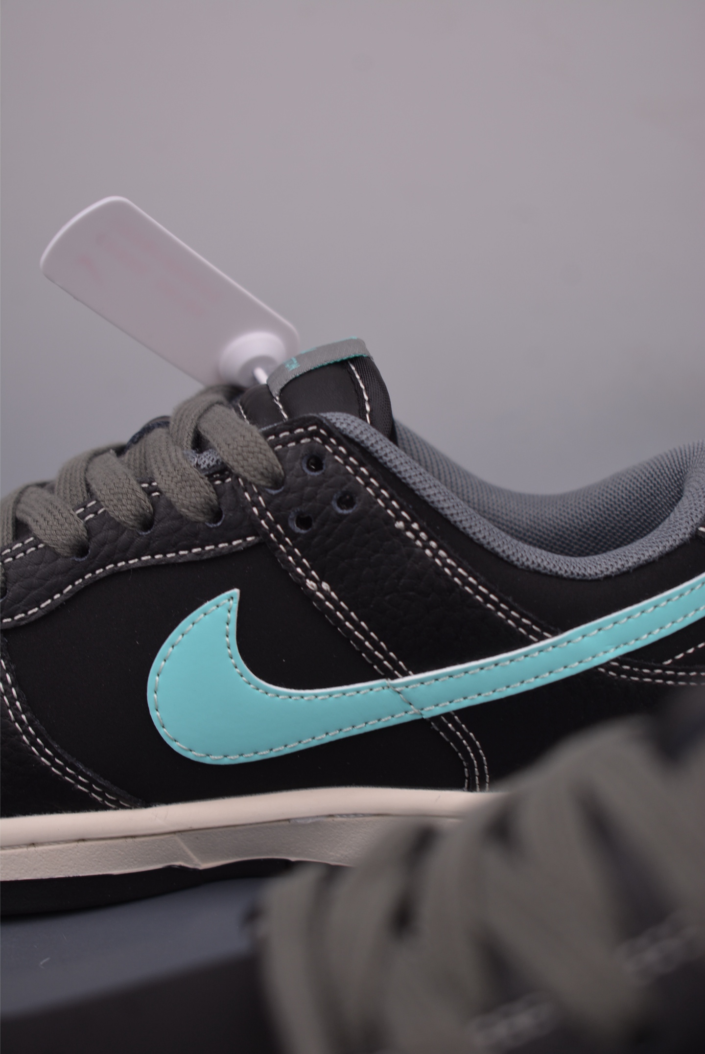 Nike SB Dunk Low Louis Vuitton Collab Black/Aqua Premium Leather Sneakers 8 i1751916539944 7437 0 7