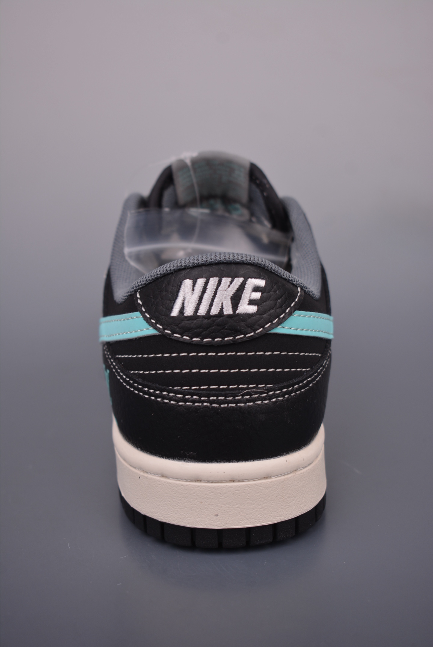 Nike SB Dunk Low Louis Vuitton Collab Black/Aqua Premium Leather Sneakers 4 i1751916541811 5933 0 3