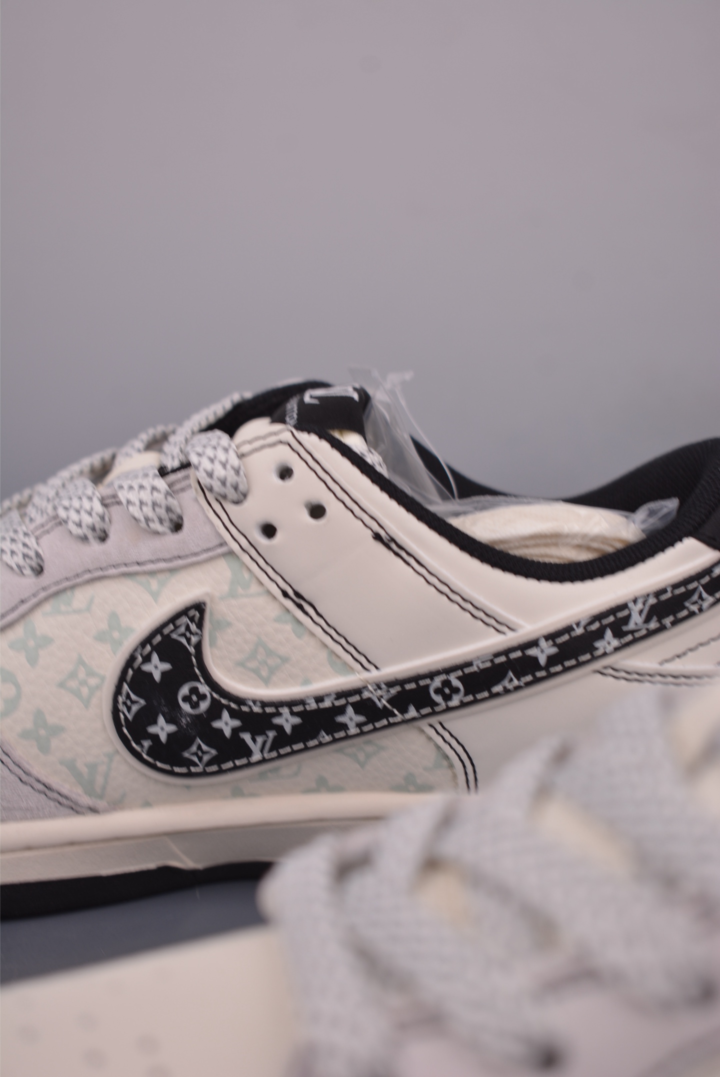 Nike SB Dunk Low Louis Vuitton Cream/Black Sneakers Size 36-45 9 i1751916794229 7460 0 7