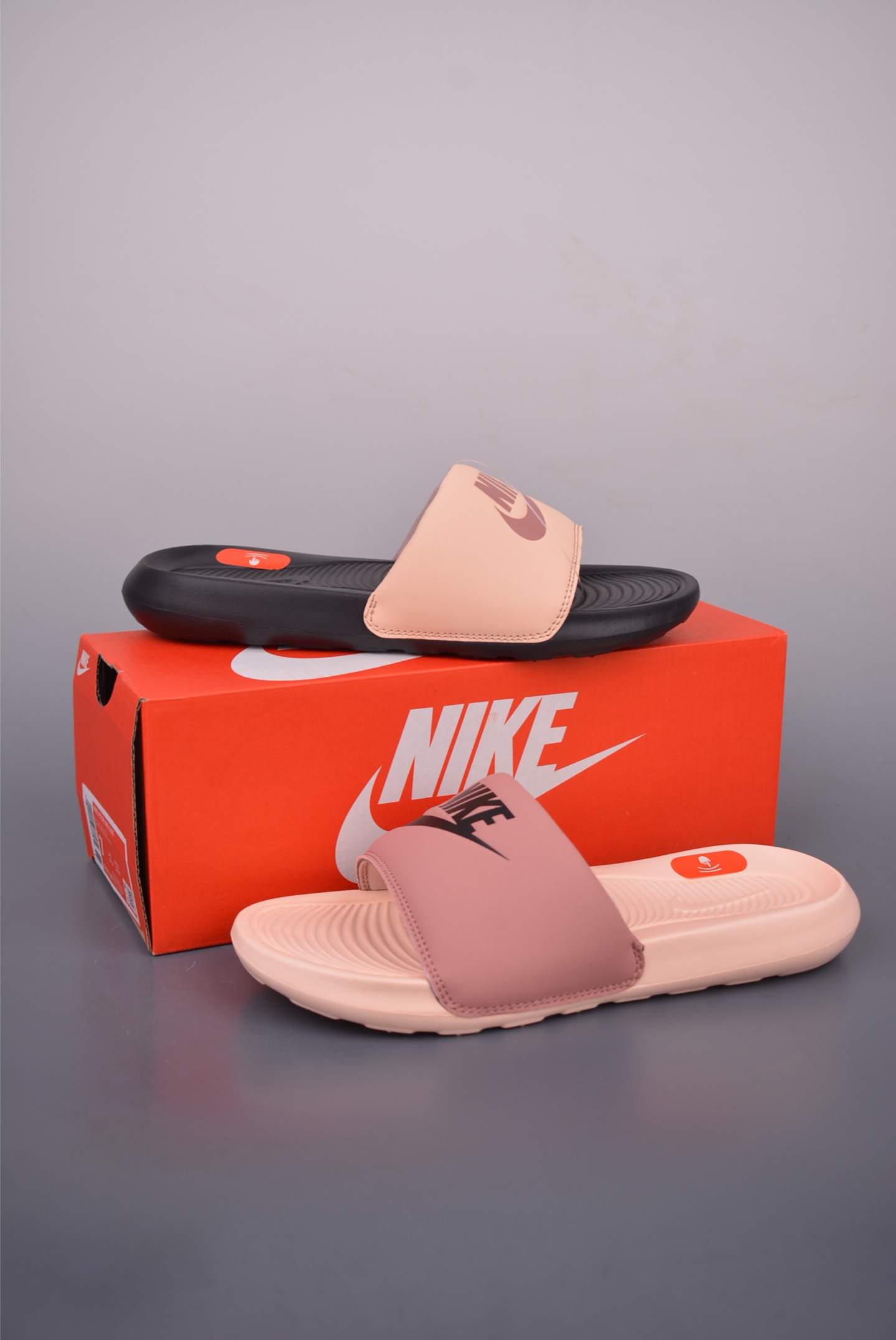 Nike Victori One Slide: Lightweight, Comfortable, and Stylish for Summer 6 i1751920611149 1511 0 5