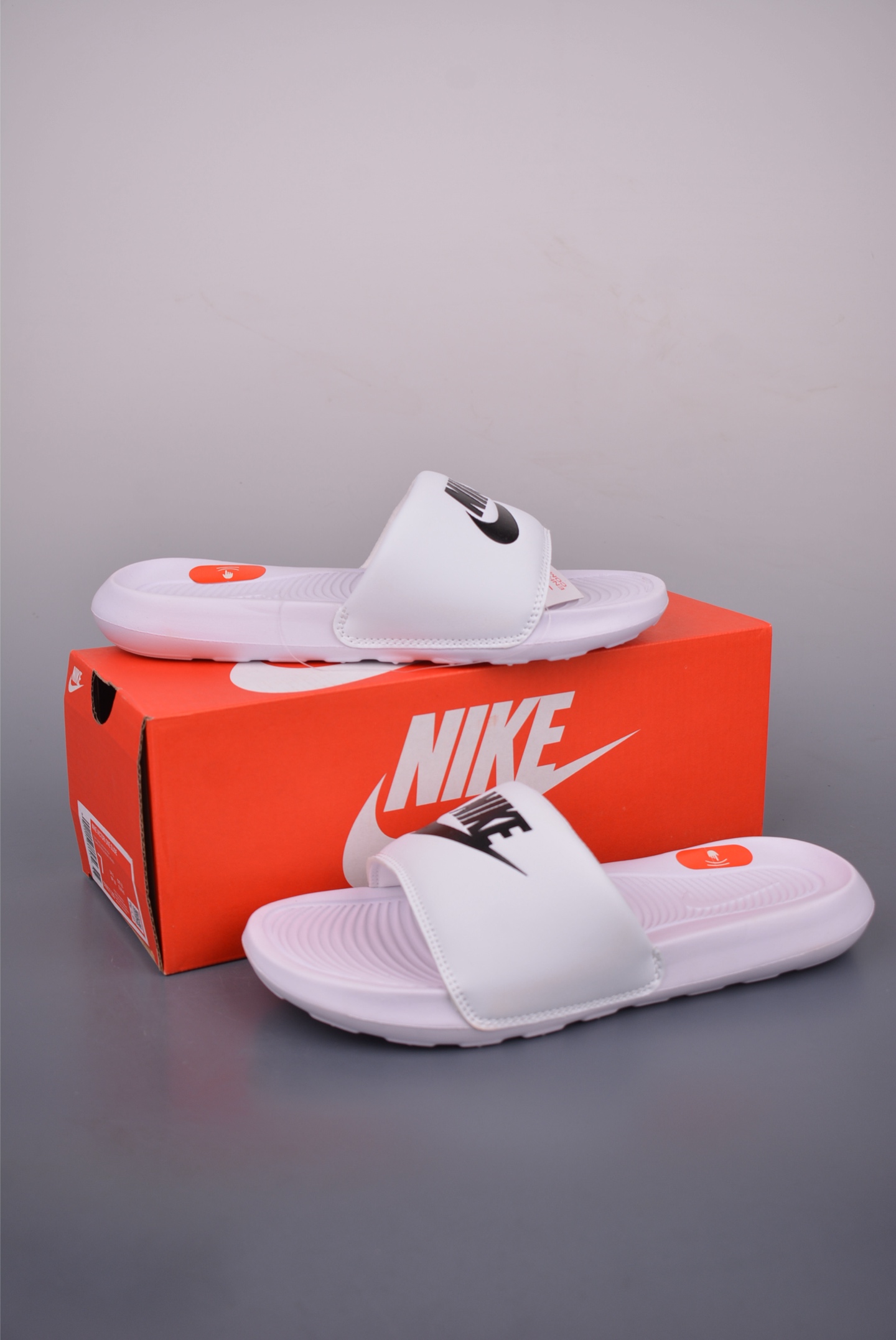 Nike Victori One Slide: Lightweight, Comfortable, and Stylish for Summer 1 i1751920612618 835 0 0