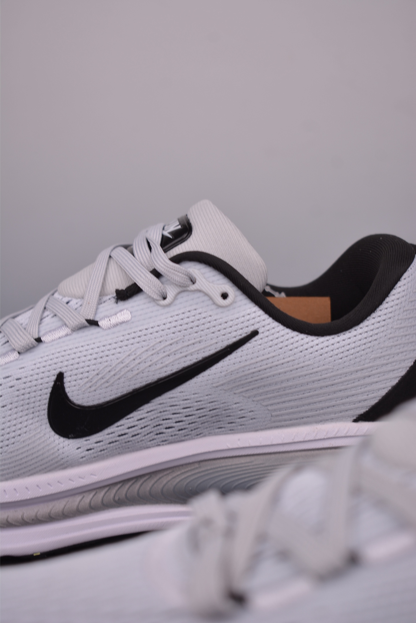 Nike Air Zoom Vomero 18 Running Shoes - HM6803, Ultimate Cushioning 8 i1752008752995 7448 0 7