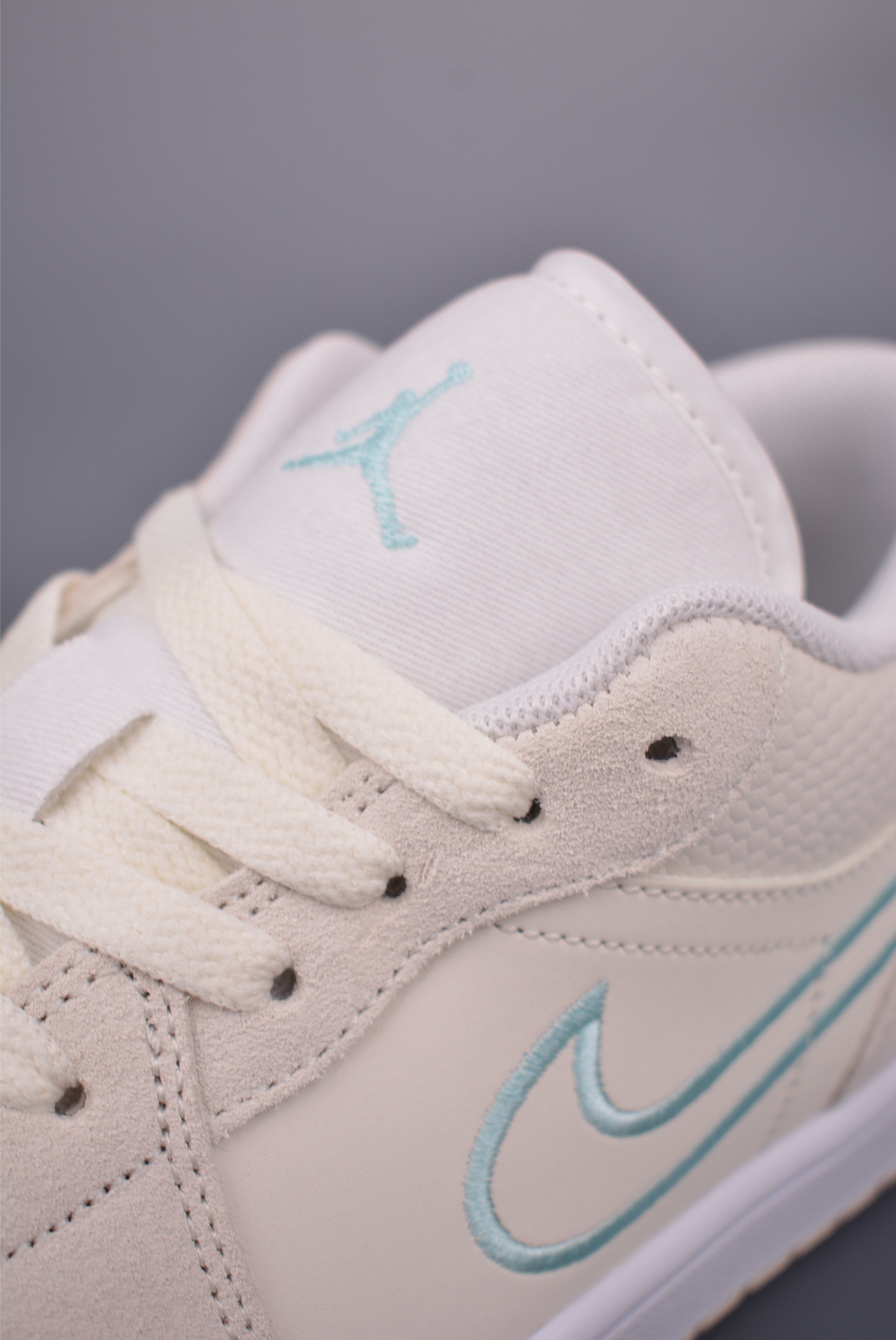 200 Air Jordan 1 Low 米蓝 AJ1乔1低帮休闲板鞋 HJ5969-100