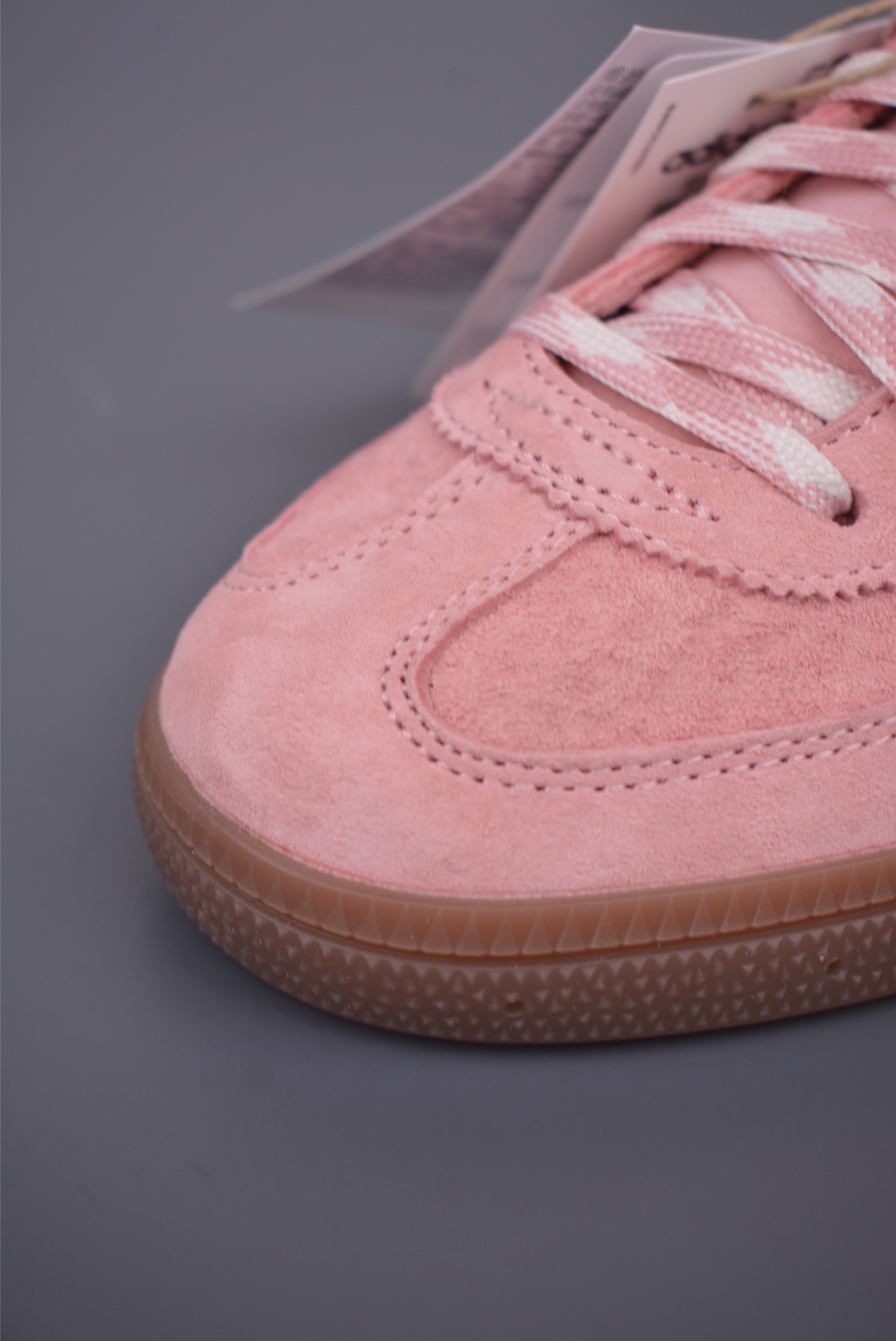 180 Adidas Handball Spezial 充正版本 阿迪达斯经典款 复古休闲板鞋 KJ6305-Chinese UA Cheap High Quatity Brand Clothes Bags handbags Sneakers wholesale wholesaler seller from China Factory suppliers Fashion Clothing Shoes best Quality Beautiful Price 180 Adidas Handball Spezial 充正版本 阿迪达斯经典款 复古休闲板鞋 KJ6305