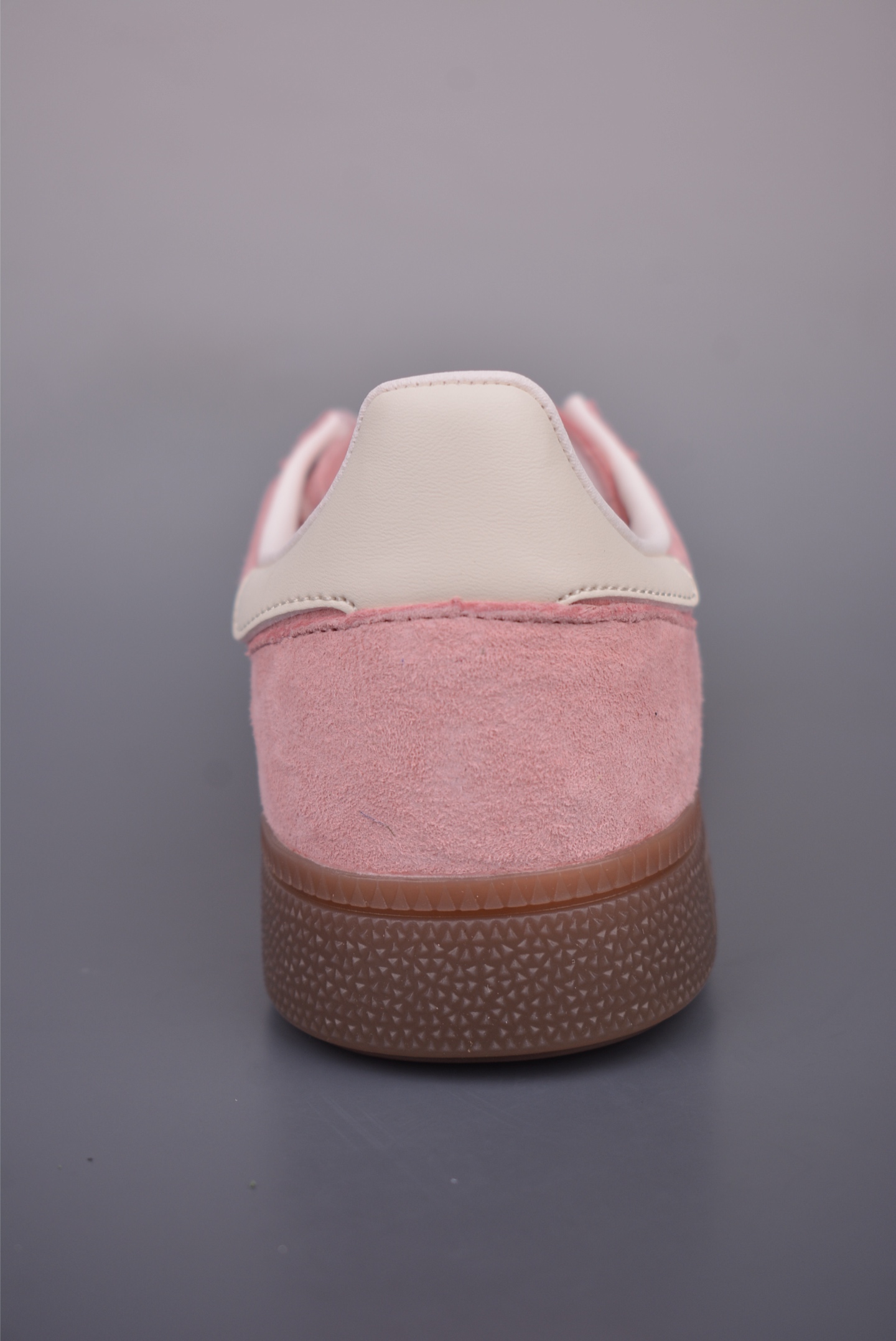 180 Adidas Handball Spezial 充正版本 阿迪达斯经典款 复古休闲板鞋 KJ6305-Chinese UA Cheap High Quatity Brand Clothes Bags handbags Sneakers wholesale wholesaler seller from China Factory suppliers Fashion Clothing Shoes best Quality Beautiful Price 180 Adidas Handball Spezial 充正版本 阿迪达斯经典款 复古休闲板鞋 KJ6305