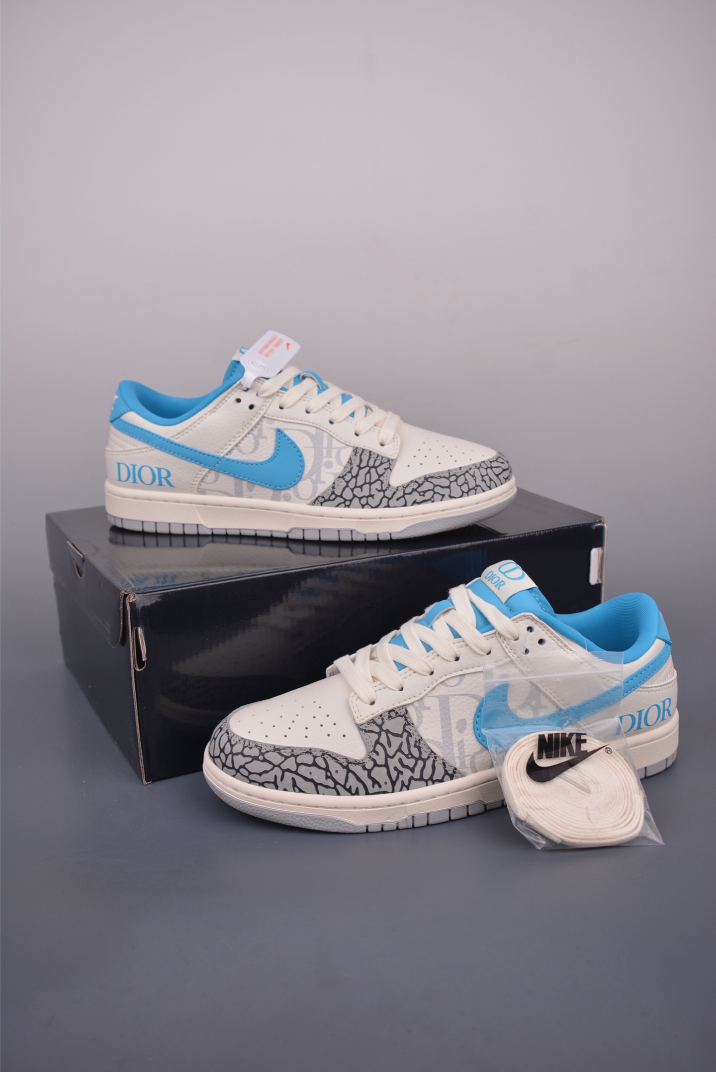 260 Nike SB Dunk Low Dior联名 XD1588-223-Chinese UA Cheap High Quatity Brand Clothes Bags handbags Sneakers wholesale wholesaler seller from China Factory suppliers Fashion Clothing Shoes best Quality Beautiful Price 260 Nike SB Dunk Low Dior联名 XD1588-223
