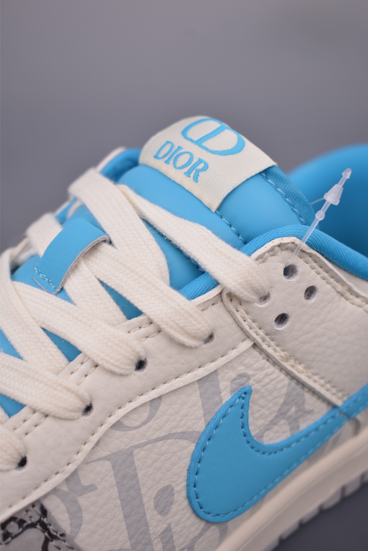 260 Nike SB Dunk Low Dior联名 XD1588-223-Chinese UA Cheap High Quatity Brand Clothes Bags handbags Sneakers wholesale wholesaler seller from China Factory suppliers Fashion Clothing Shoes best Quality Beautiful Price 260 Nike SB Dunk Low Dior联名 XD1588-223