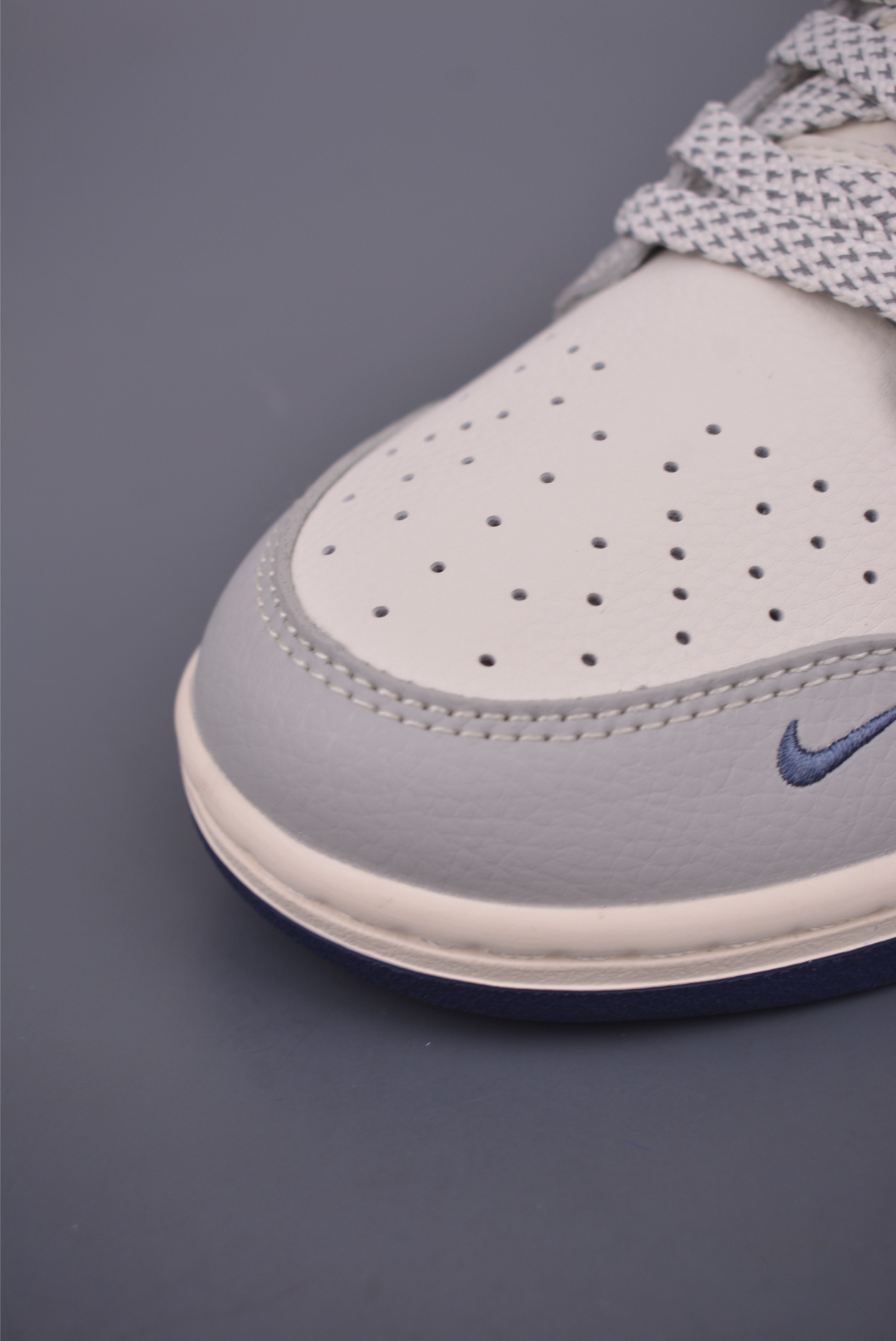 260 Nike SB Dunk Low 北面联名 XF8698-208-Chinese UA Cheap High Quatity Brand Clothes Bags handbags Sneakers wholesale wholesaler seller from China Factory suppliers Fashion Clothing Shoes best Quality Beautiful Price 260 Nike SB Dunk Low 北面联名 XF8698-208