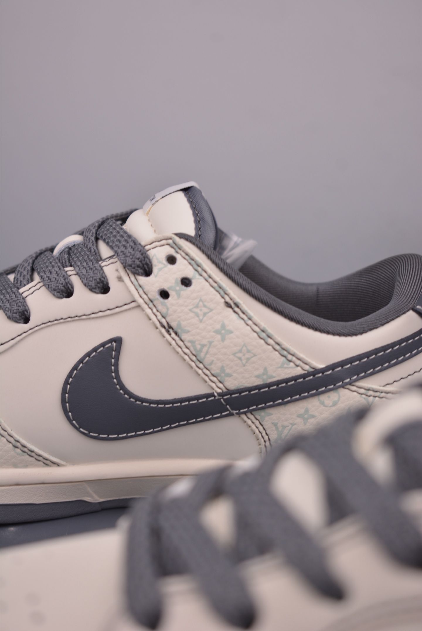 280 Nike SB Dunk Low LV联名 YX5066-366-Chinese UA Cheap High Quatity Brand Clothes Bags handbags Sneakers wholesale wholesaler seller from China Factory suppliers Fashion Clothing Shoes best Quality Beautiful Price 280 Nike SB Dunk Low LV联名 YX5066-366