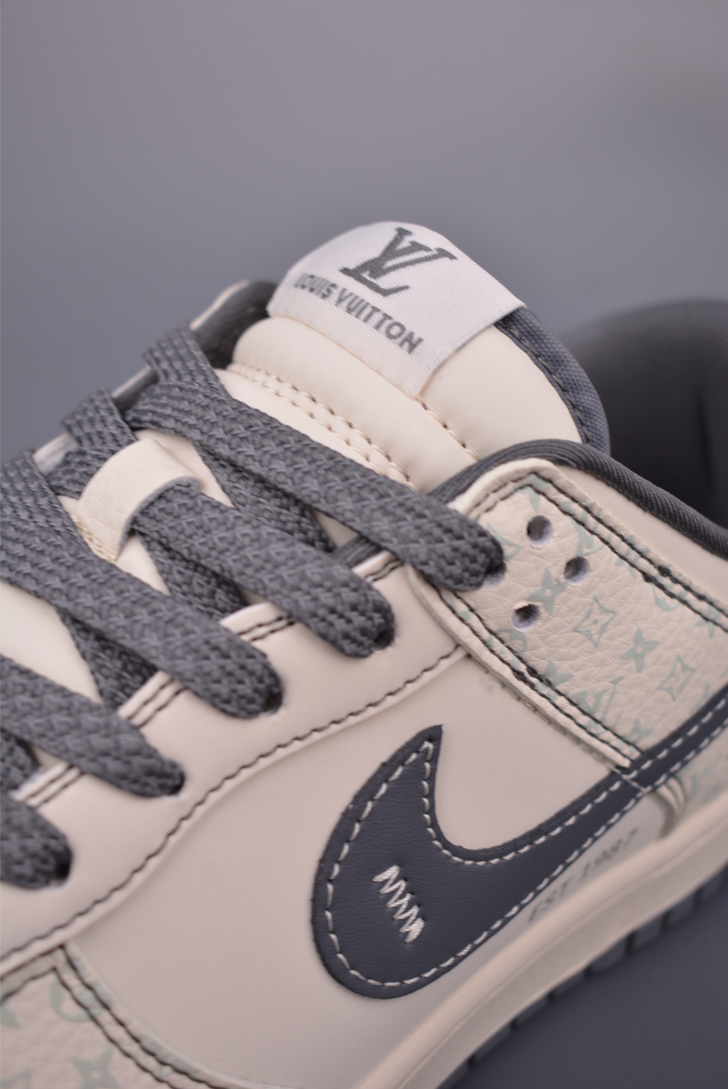 280 Nike SB Dunk Low LV联名 YX5066-366-Chinese UA Cheap High Quatity Brand Clothes Bags handbags Sneakers wholesale wholesaler seller from China Factory suppliers Fashion Clothing Shoes best Quality Beautiful Price 280 Nike SB Dunk Low LV联名 YX5066-366